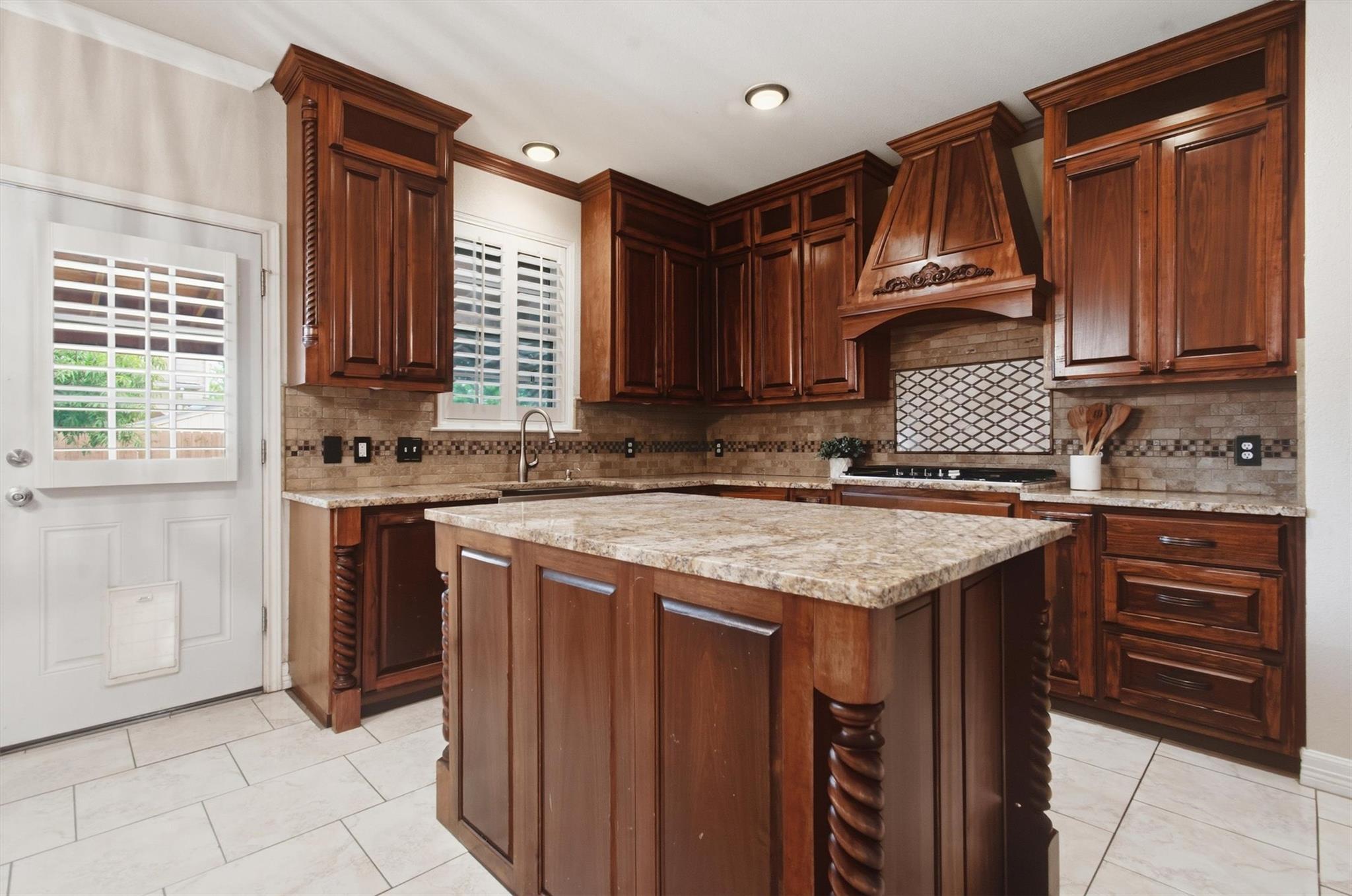113 Scarlet Oak Cv Property Photo 13