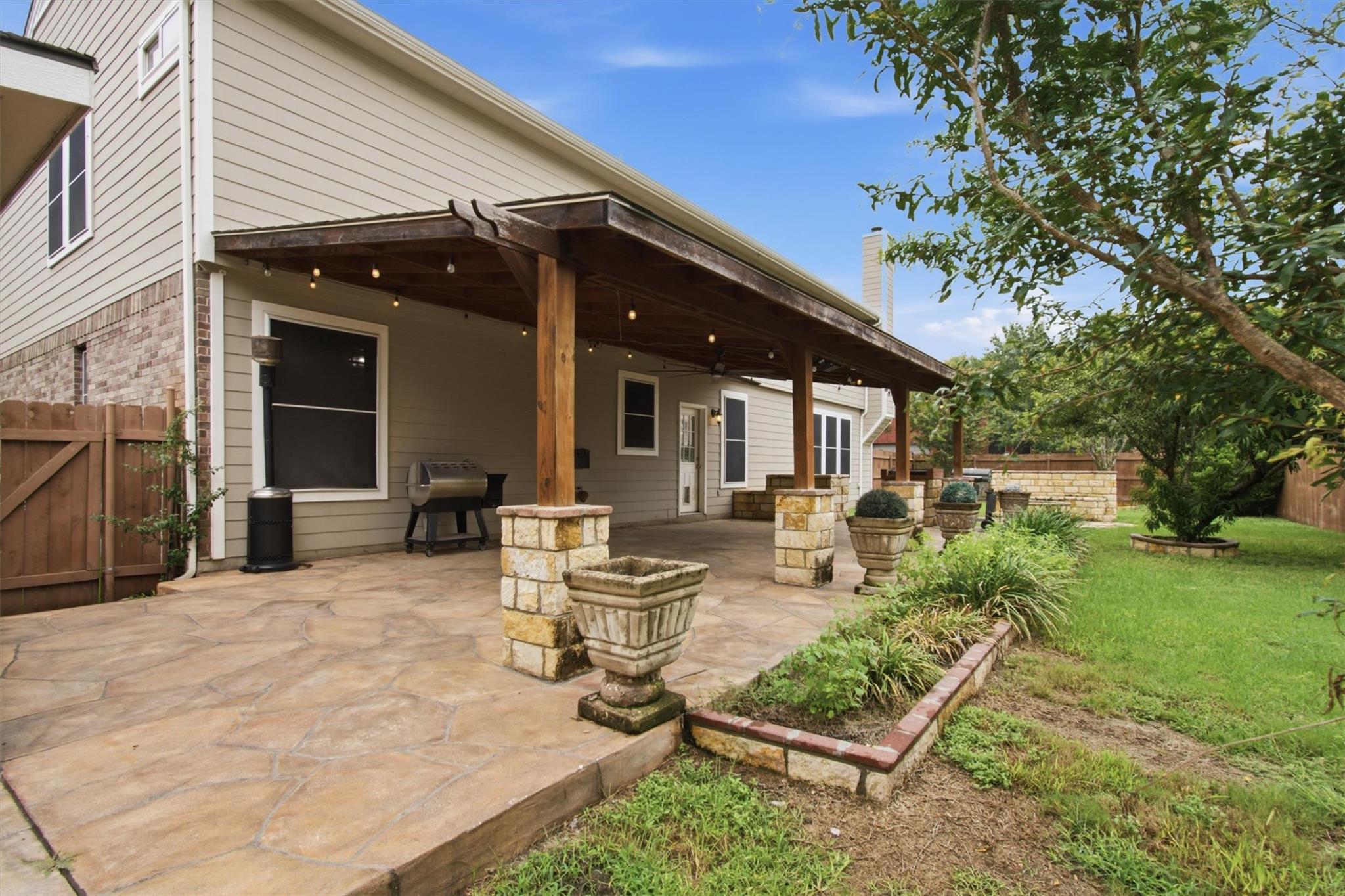 113 Scarlet Oak Cv Property Photo 28