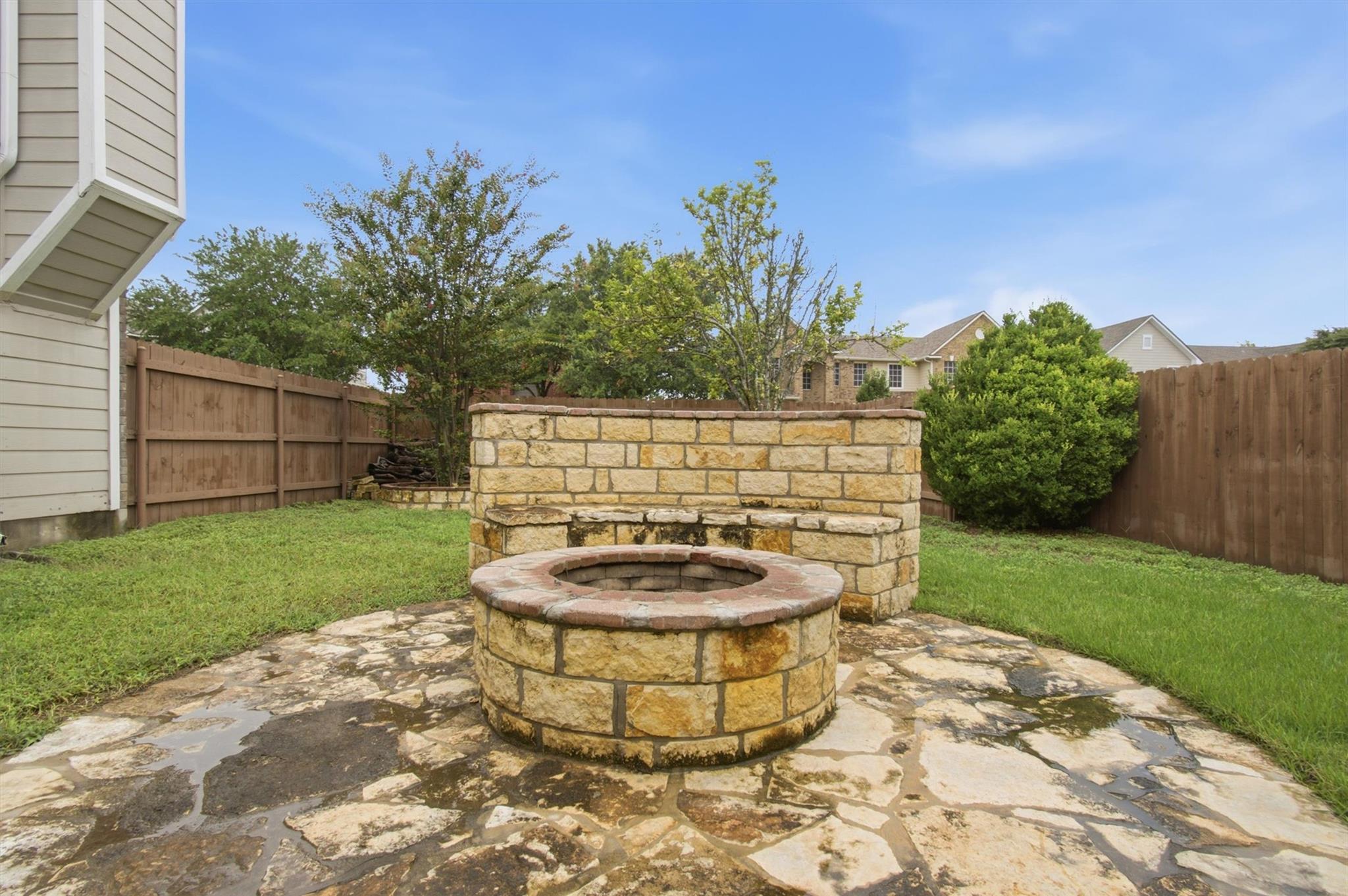 113 Scarlet Oak Cv Property Photo 35