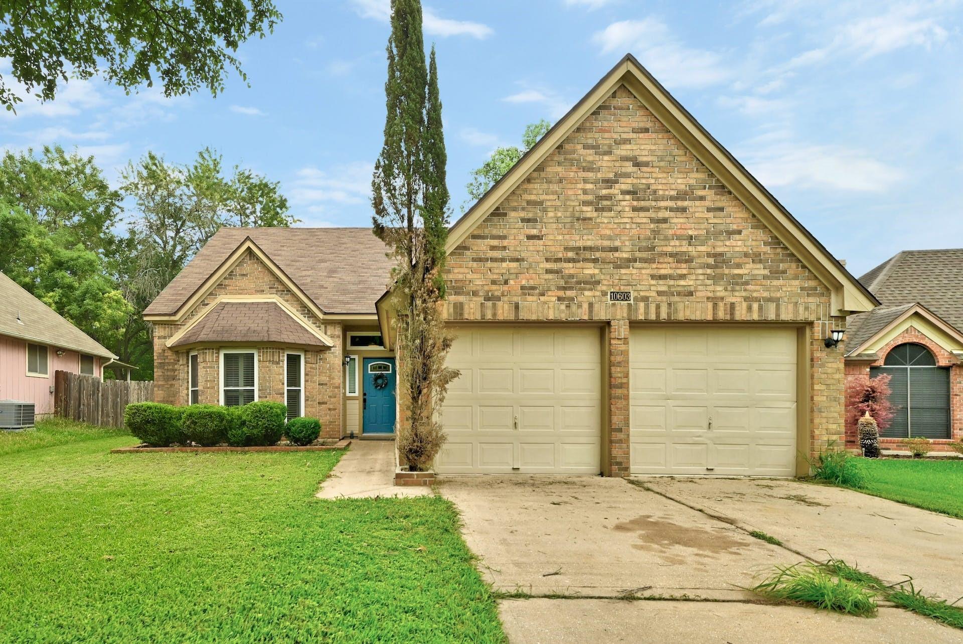 10603 Watchful Fox Dr Property Photo 1