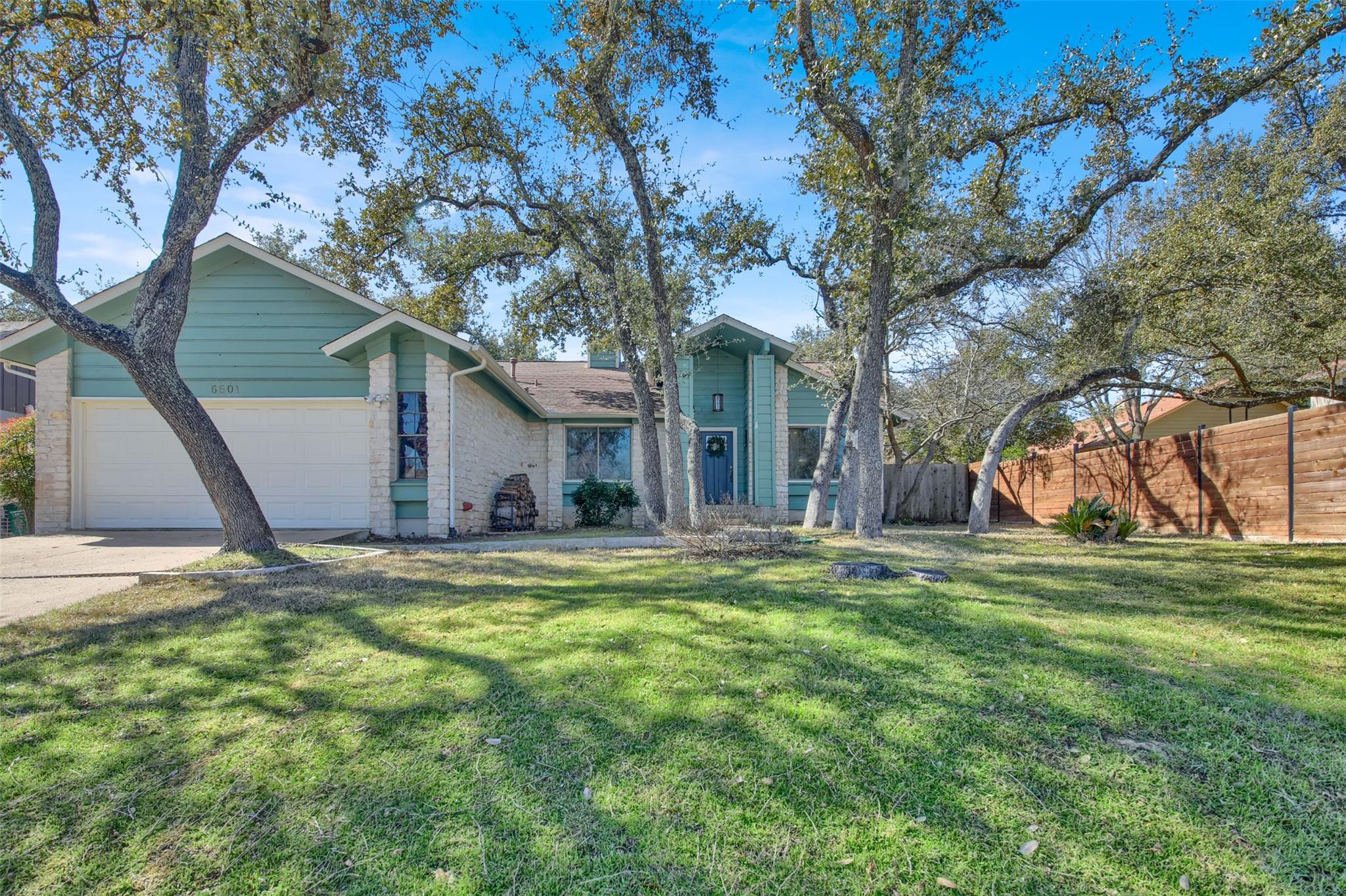 6501 Colina Ln Property Photo