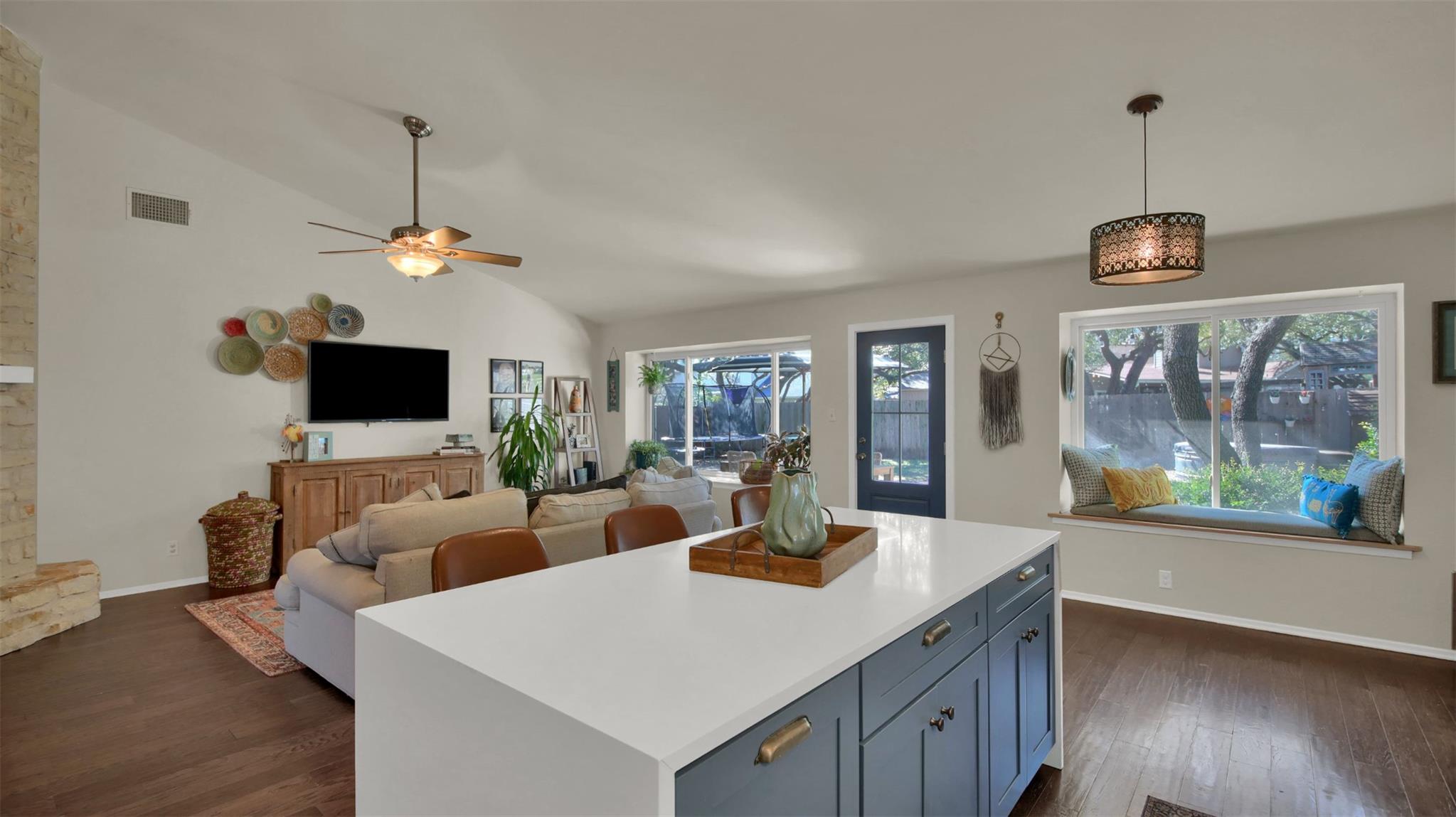 6501 Colina Ln Property Photo 12