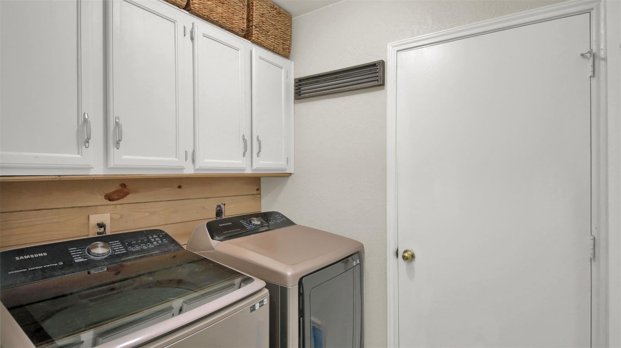 6501 Colina Ln Property Photo 28