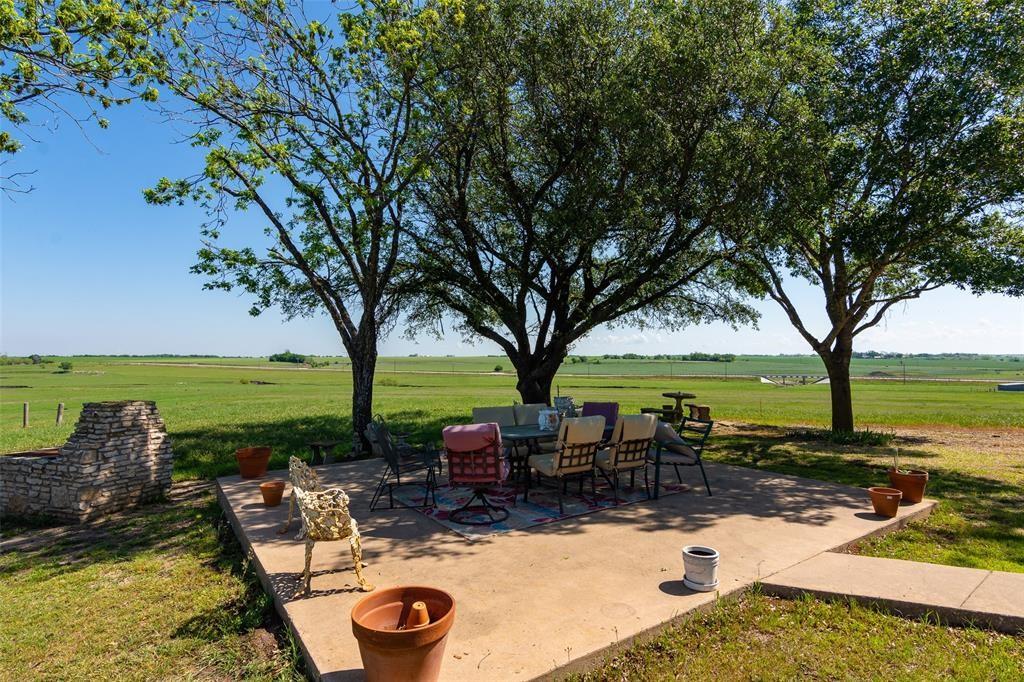 200 Property Photo 8