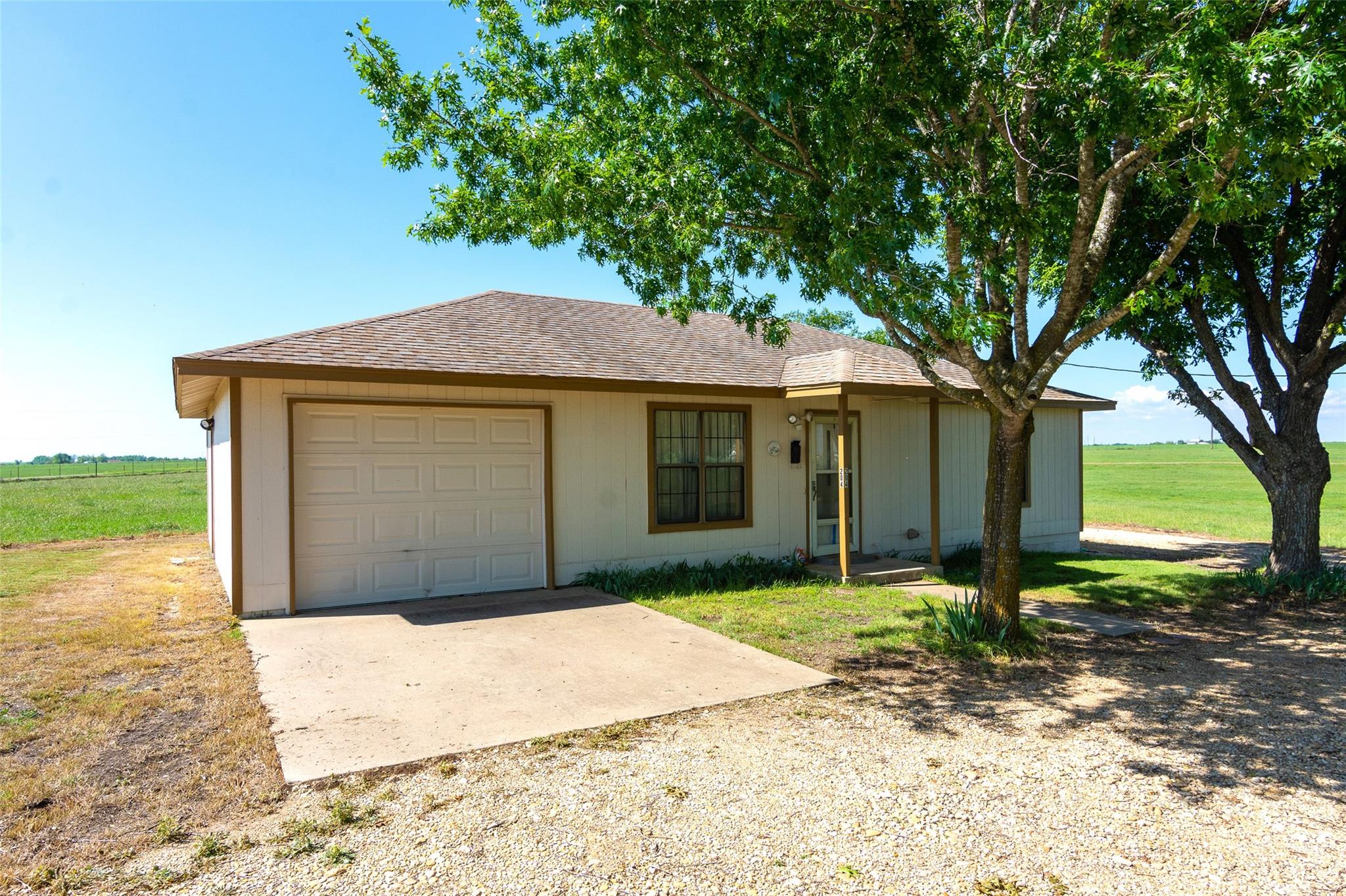 200 Property Photo 20