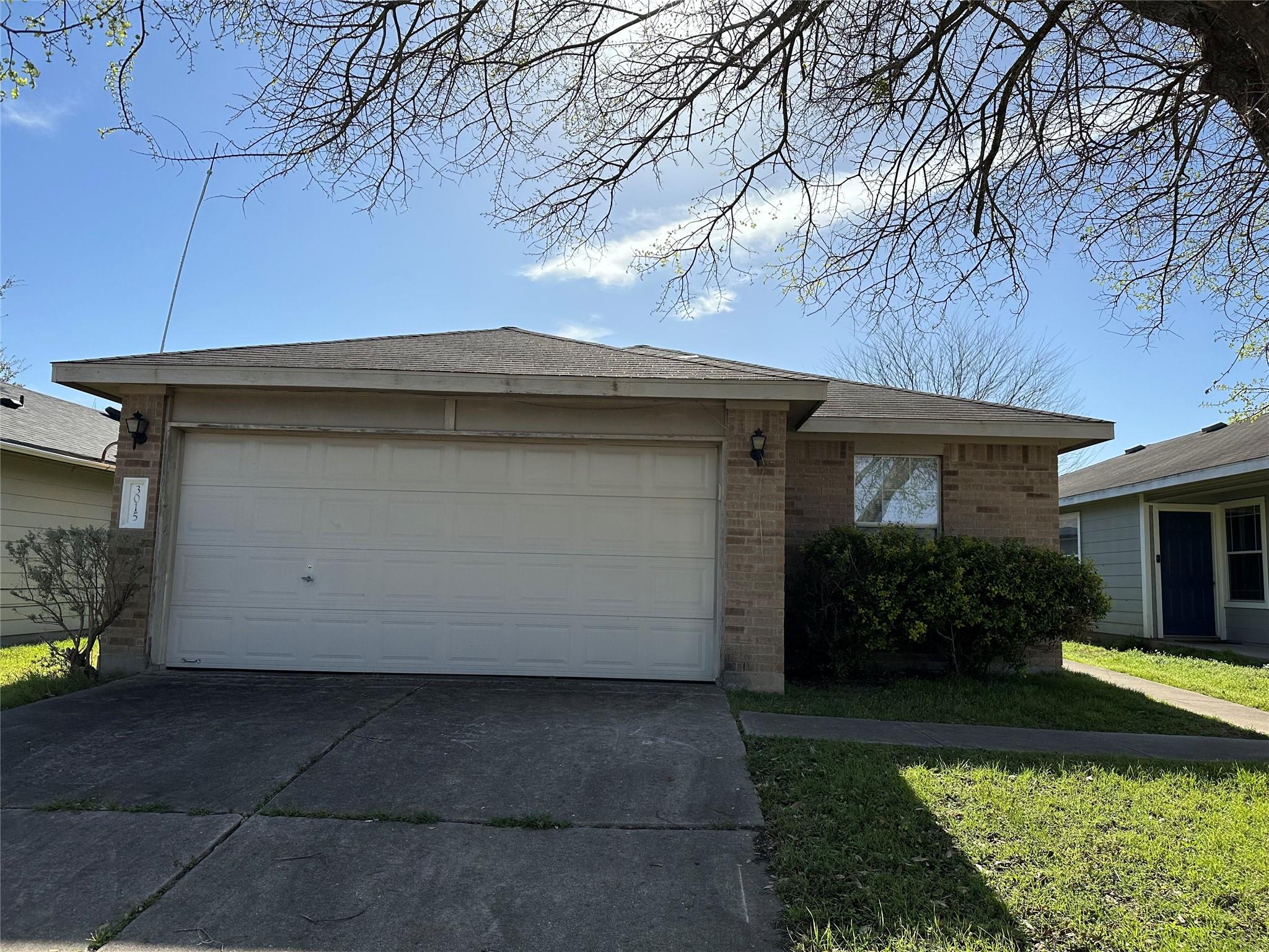 3015 Caleb Dr Property Photo