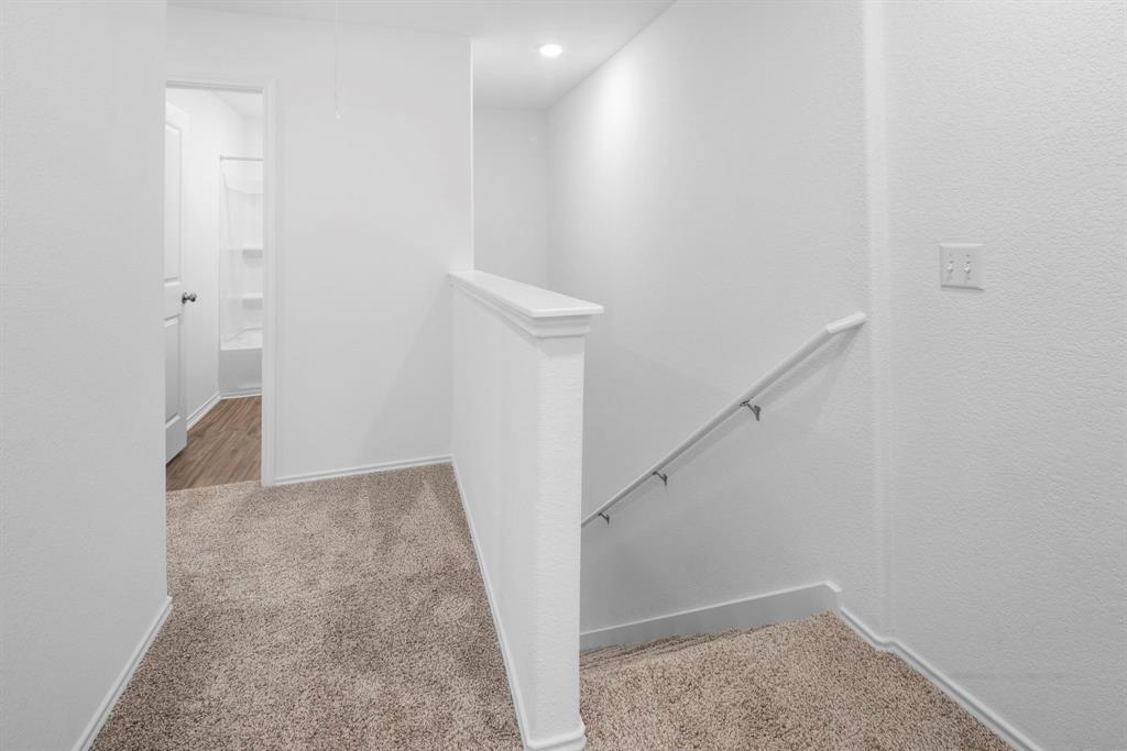 7136 Spotted Leaf Way Property Photo 7