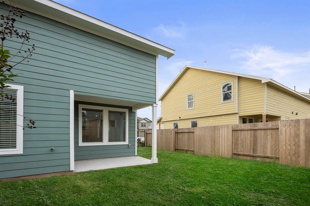 7136 Spotted Leaf Way Property Photo 9