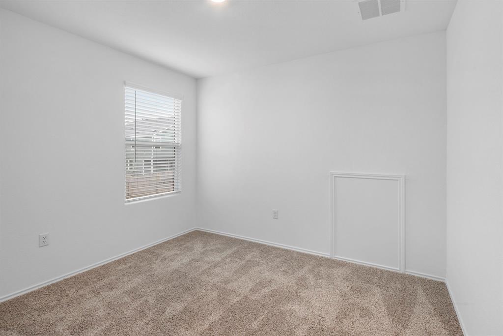 7136 Spotted Leaf Way Property Photo 16