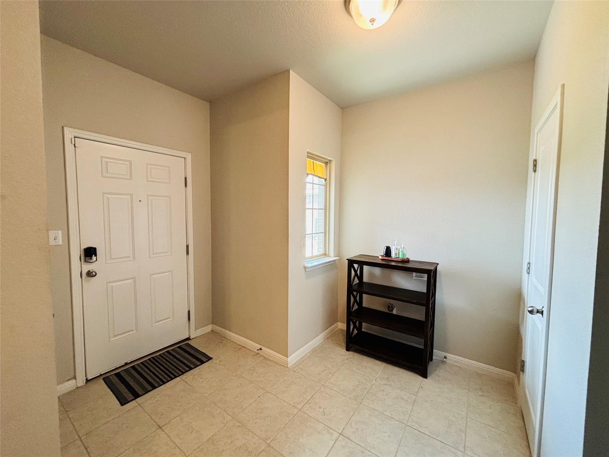 12605 Albatross Pass Property Photo 4