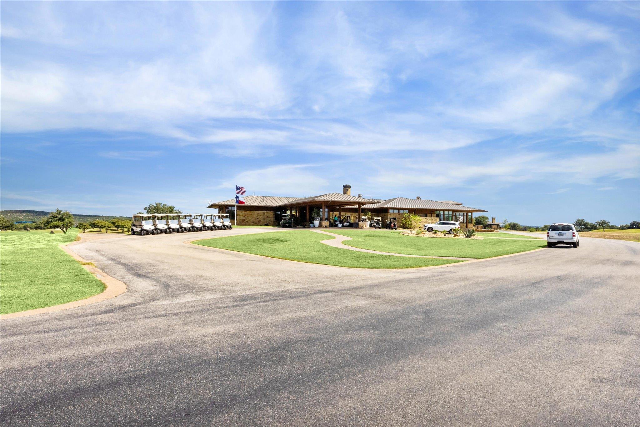 25409 Cliff Xing Property Photo 8