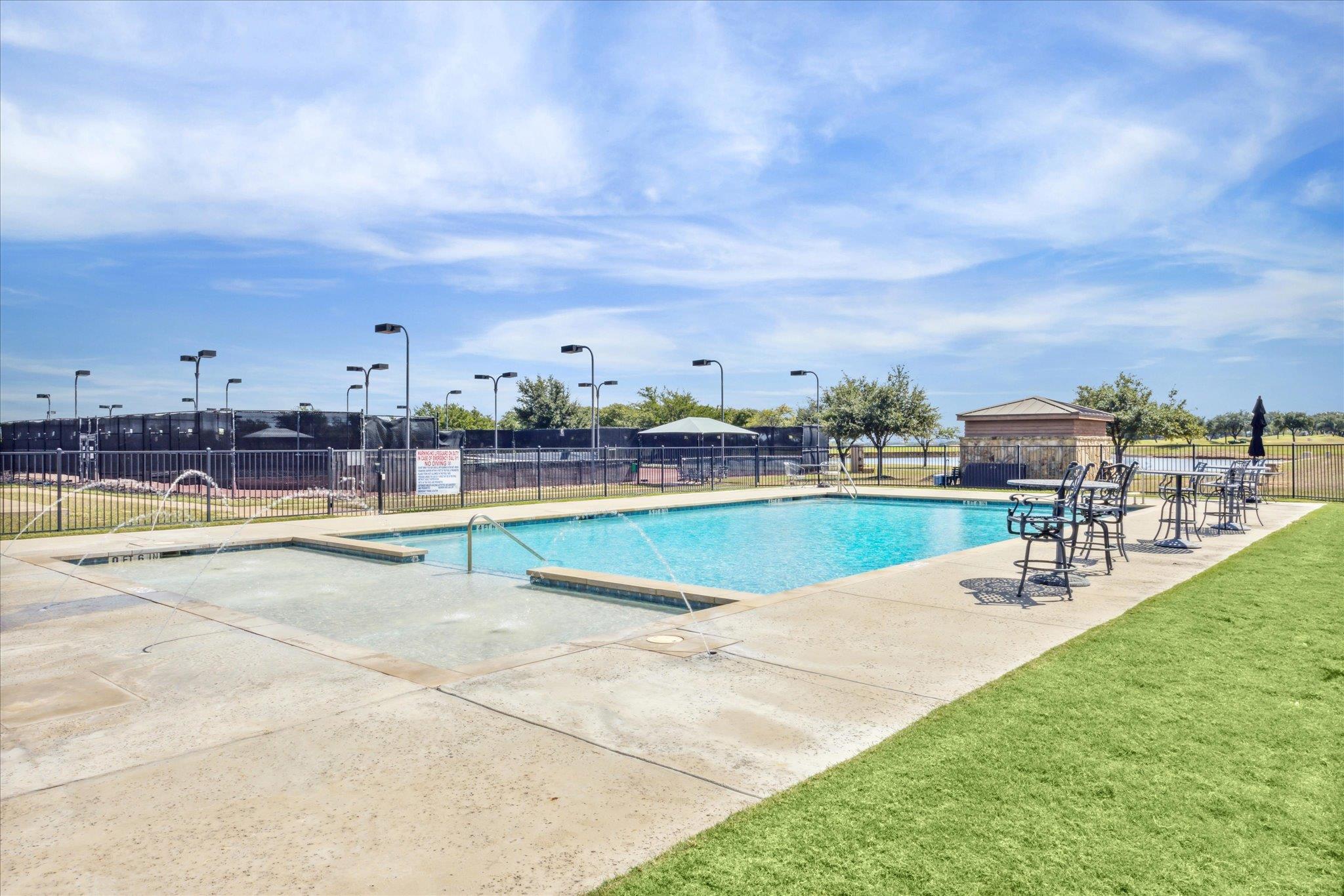 25409 Cliff Xing Property Photo 11