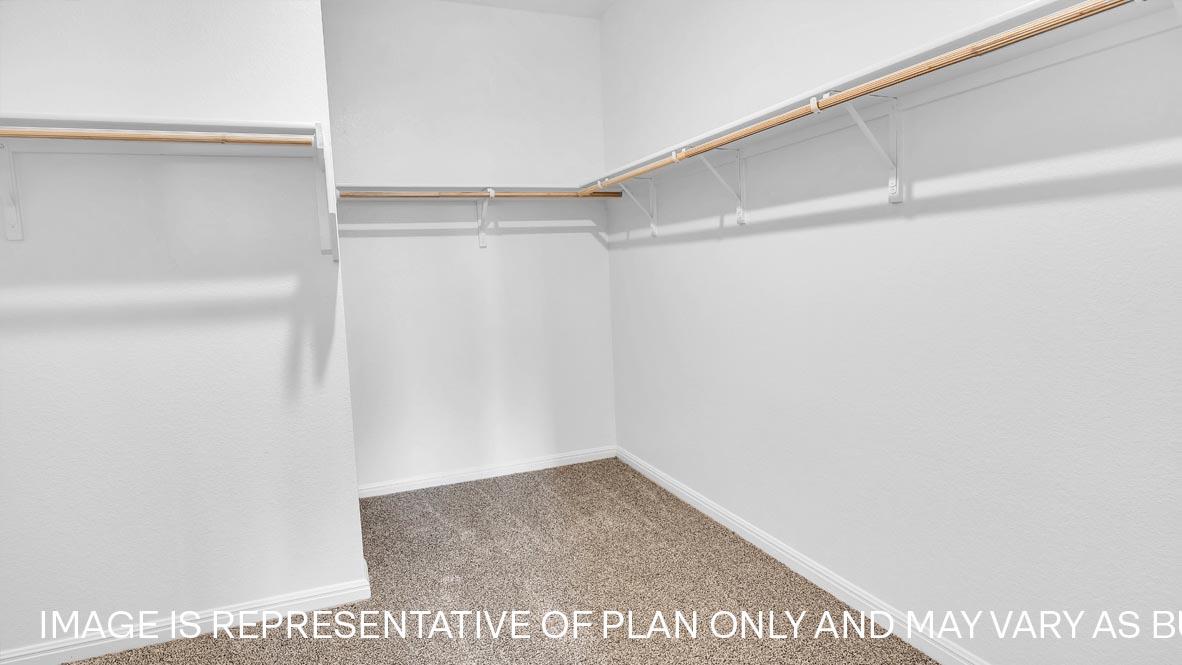 121 Mustang Lake Cir Property Photo 13