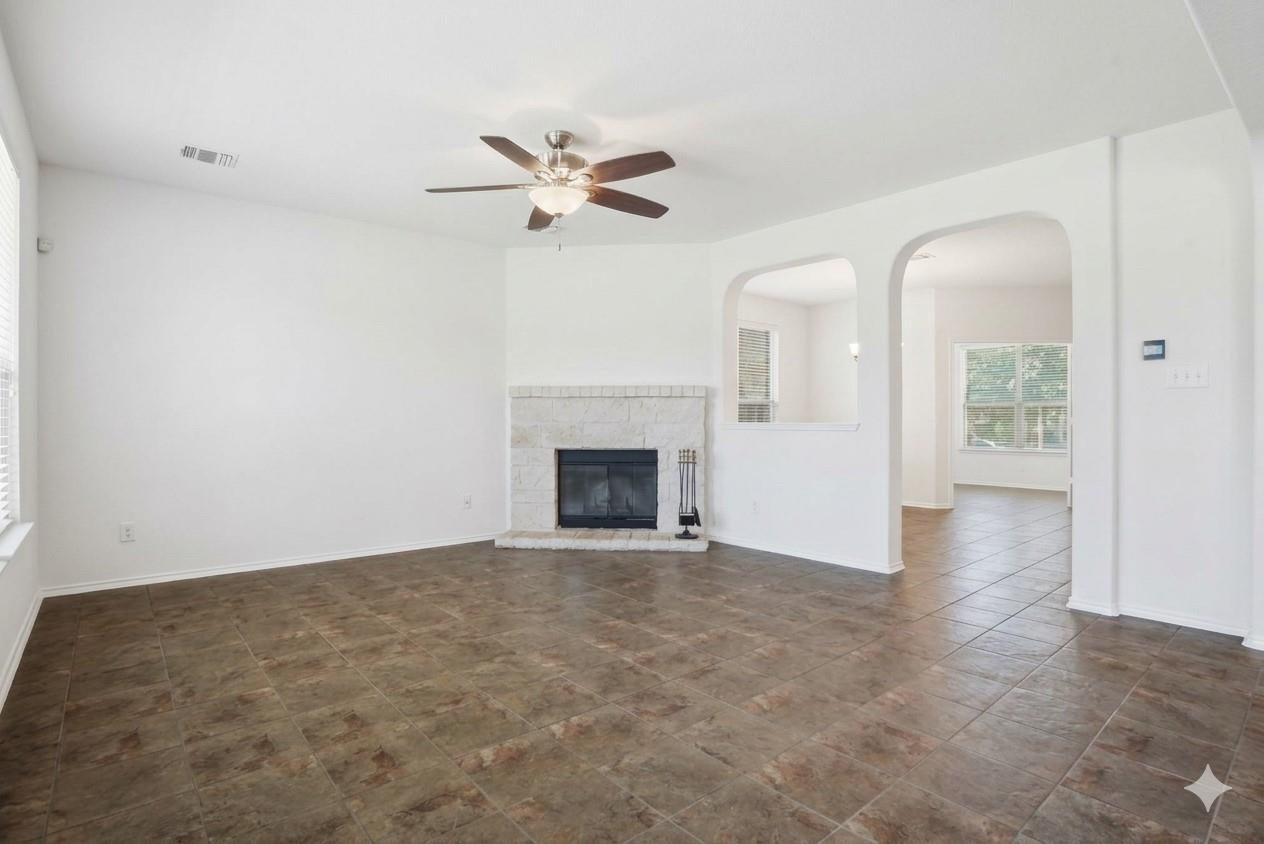 1720 Bovina Dr Property Photo 9