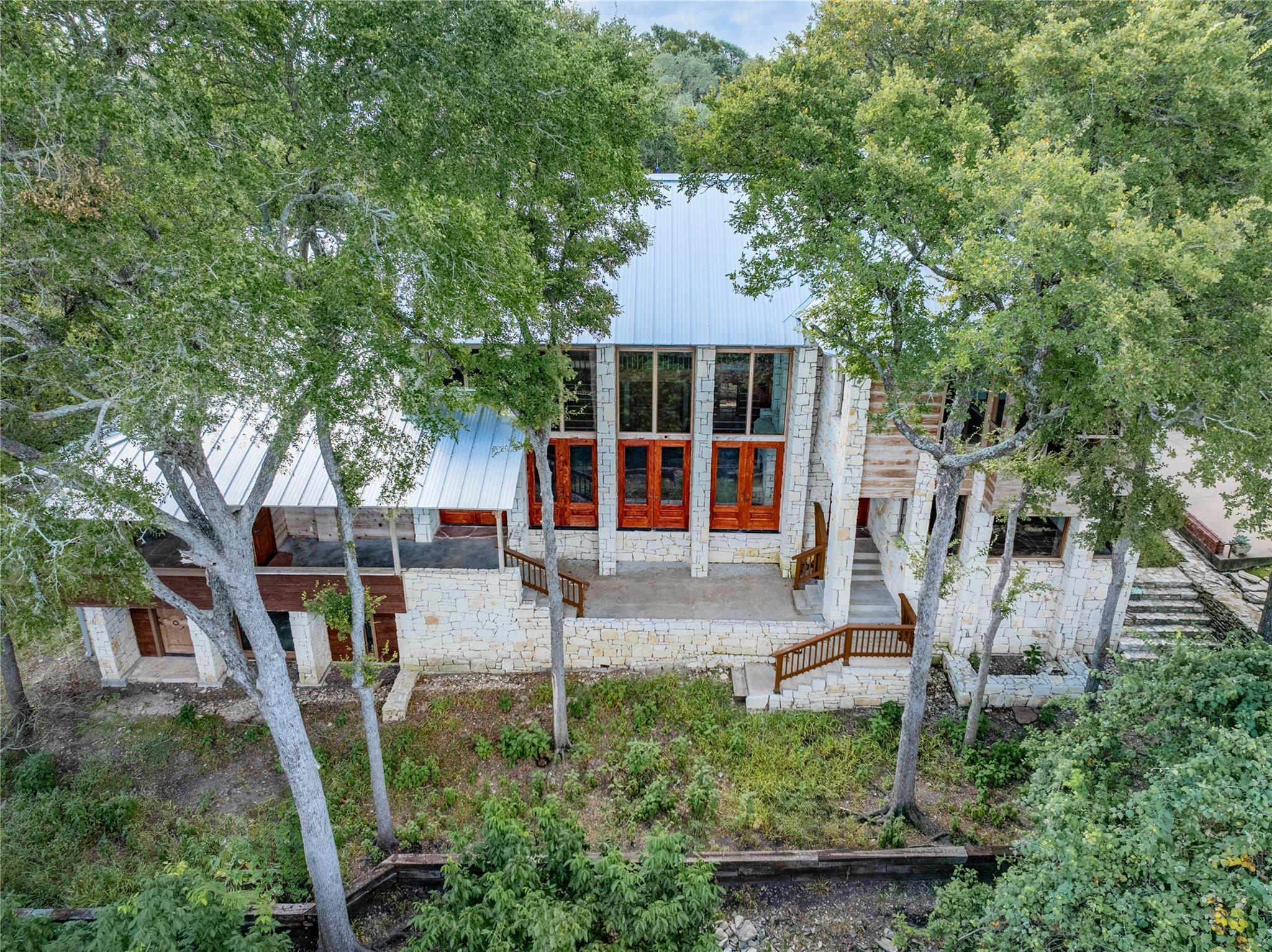206 Rolling Hill Dr Property Photo 4