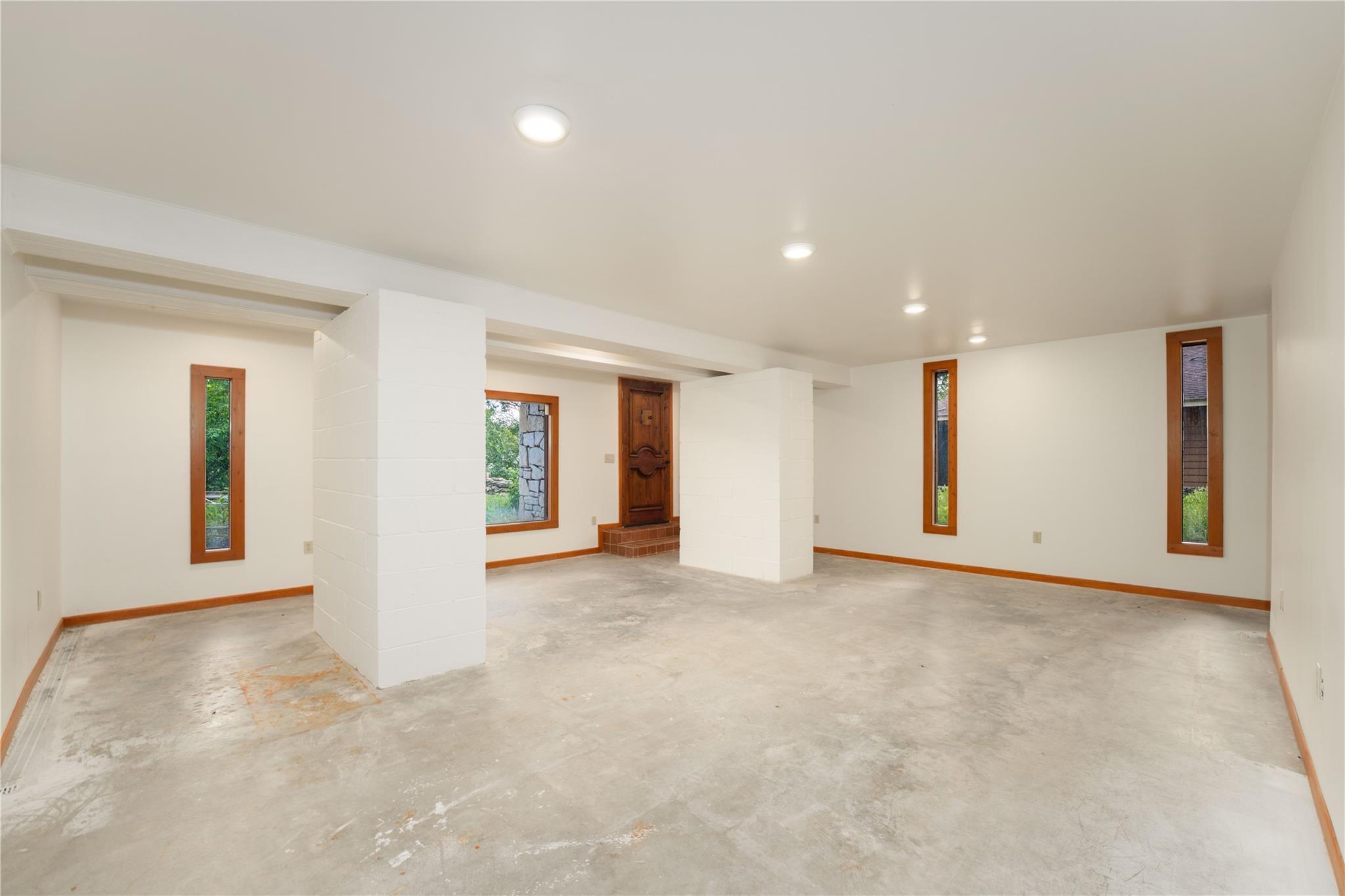 206 Rolling Hill Dr Property Photo 23