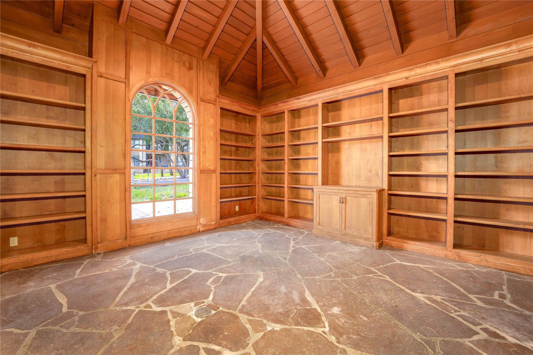 206 Rolling Hill Dr Property Photo 26