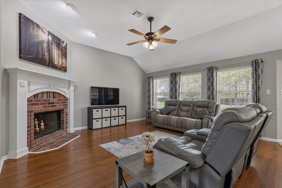 104 Spring Branch Br Property Photo 8