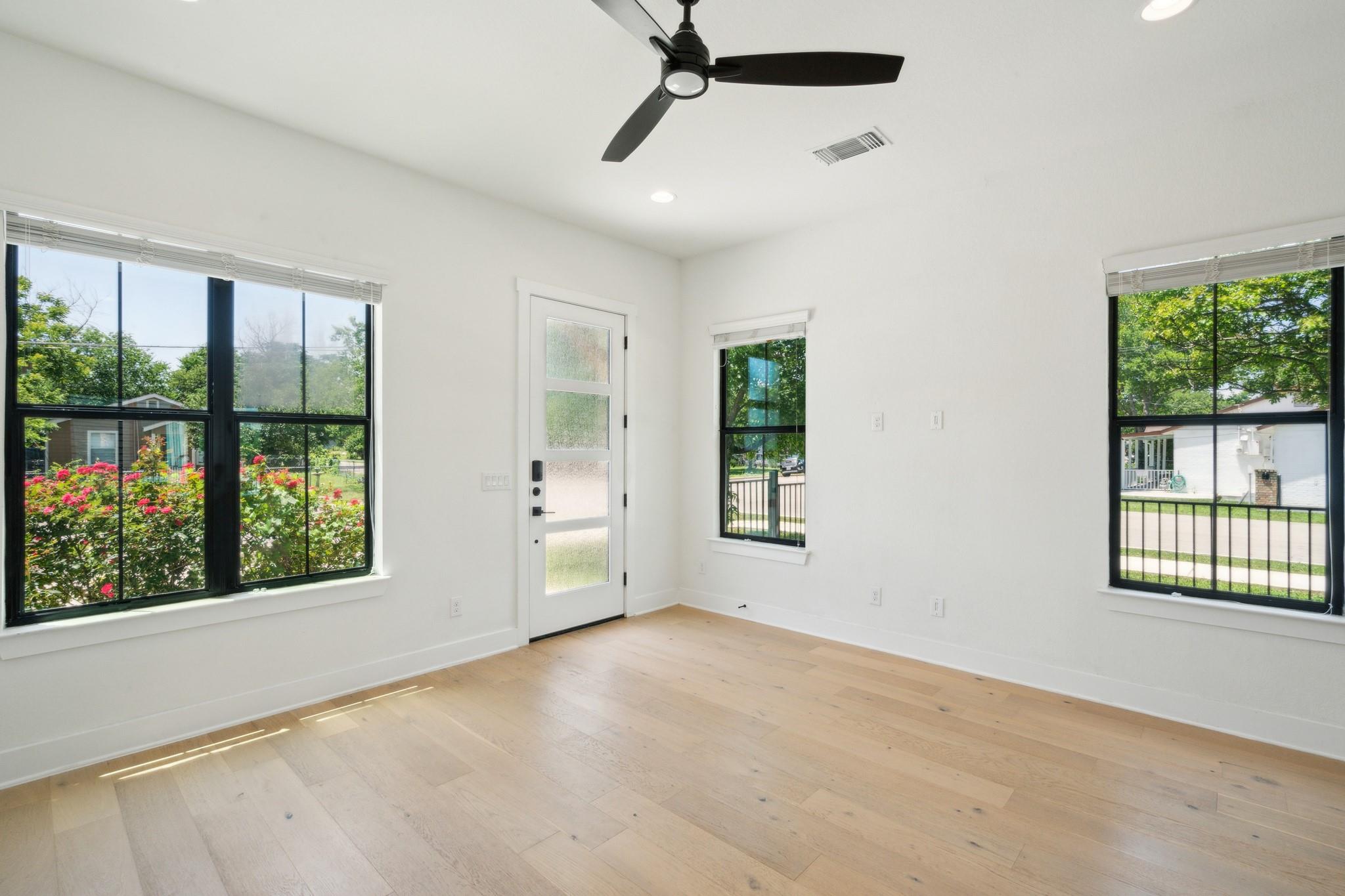 1701 S Pine St #a Property Photo 8
