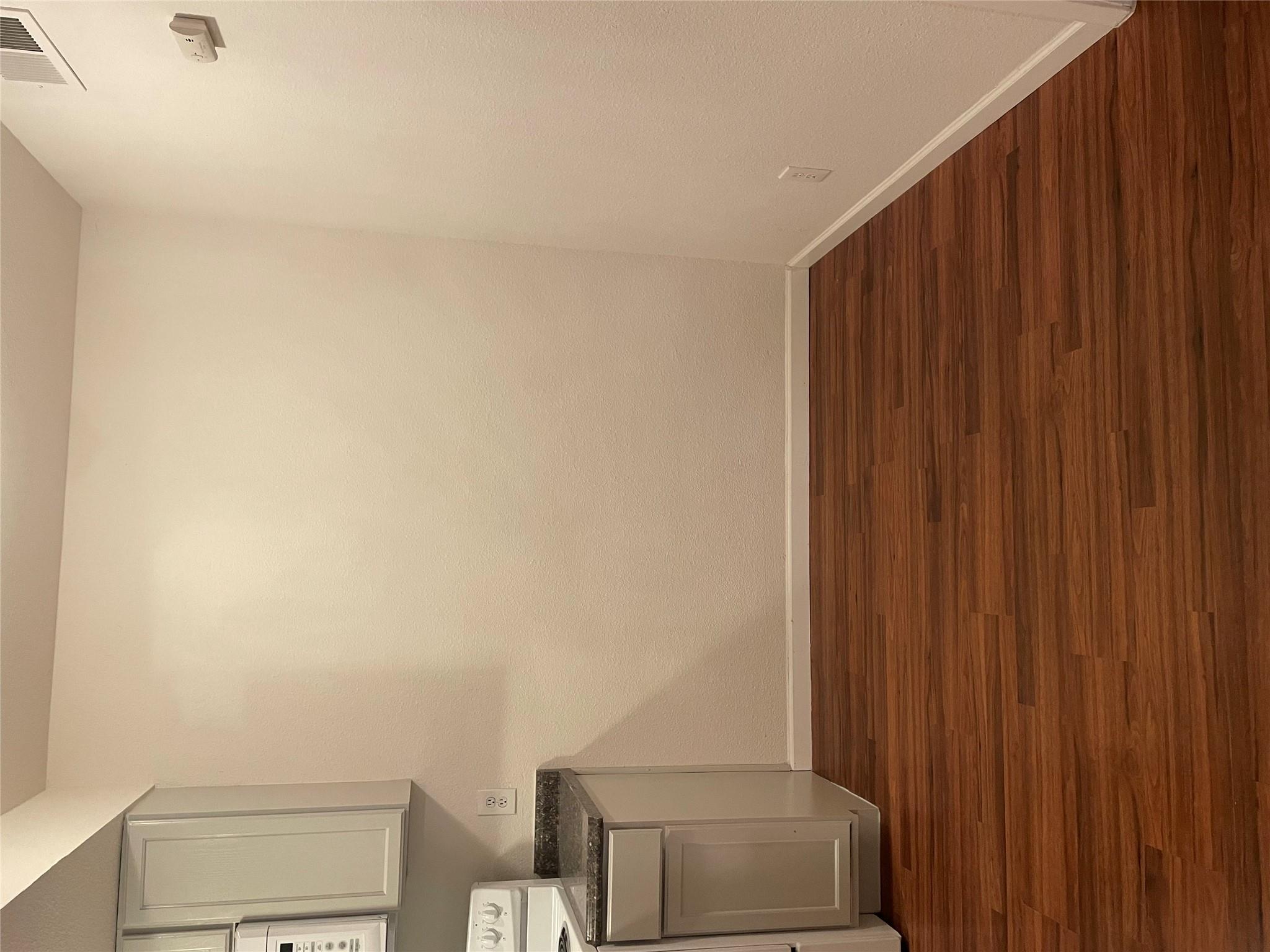 710 E Dean Keeton St #207 Property Photo 5