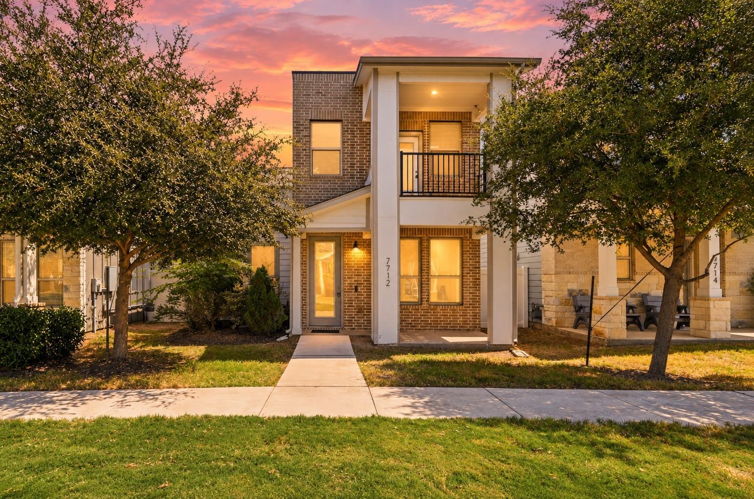 7712 Frida Bnd Property Photo 1