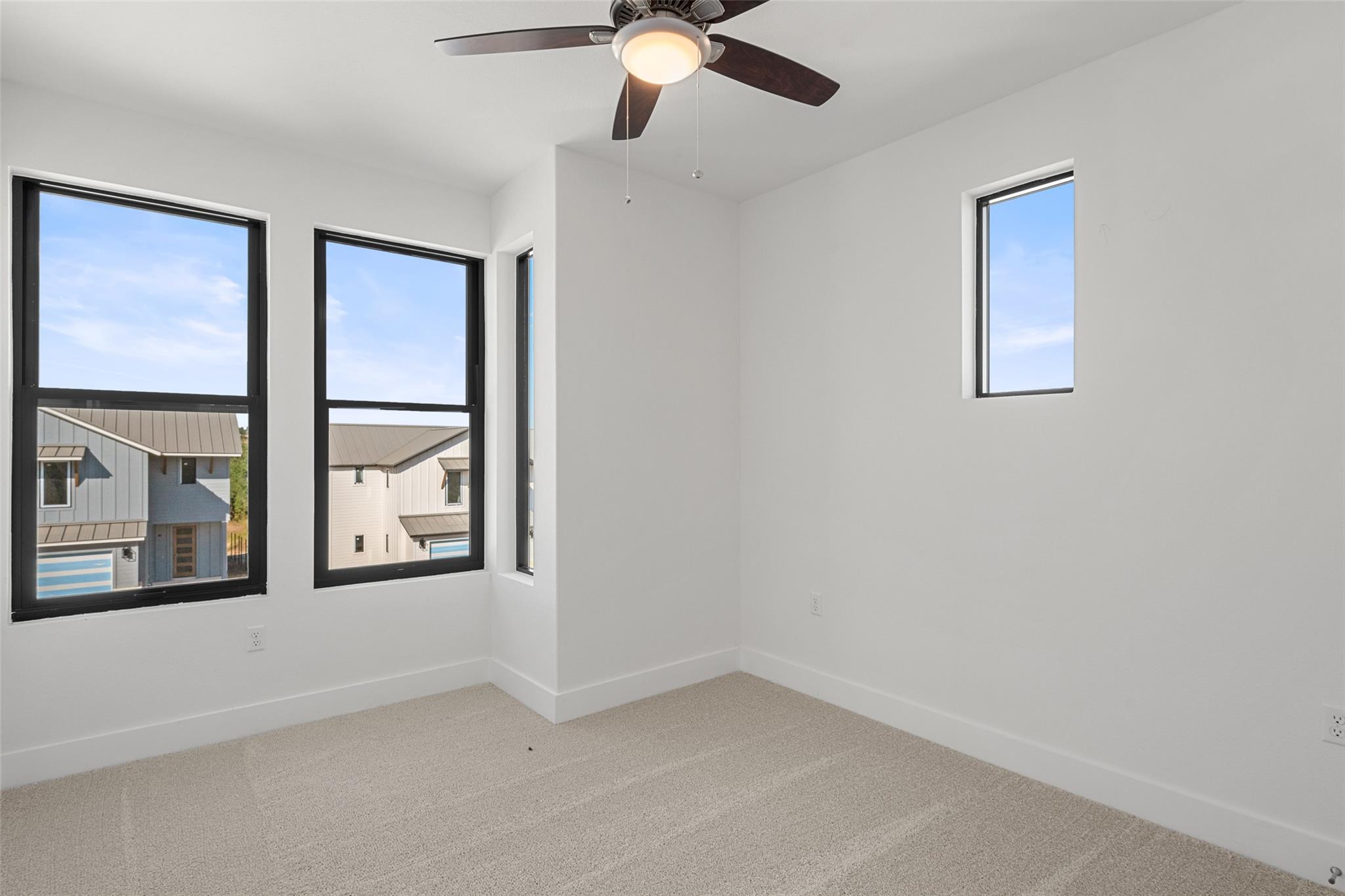 711 N Paleface Ranch Rd #8 Property Photo 21