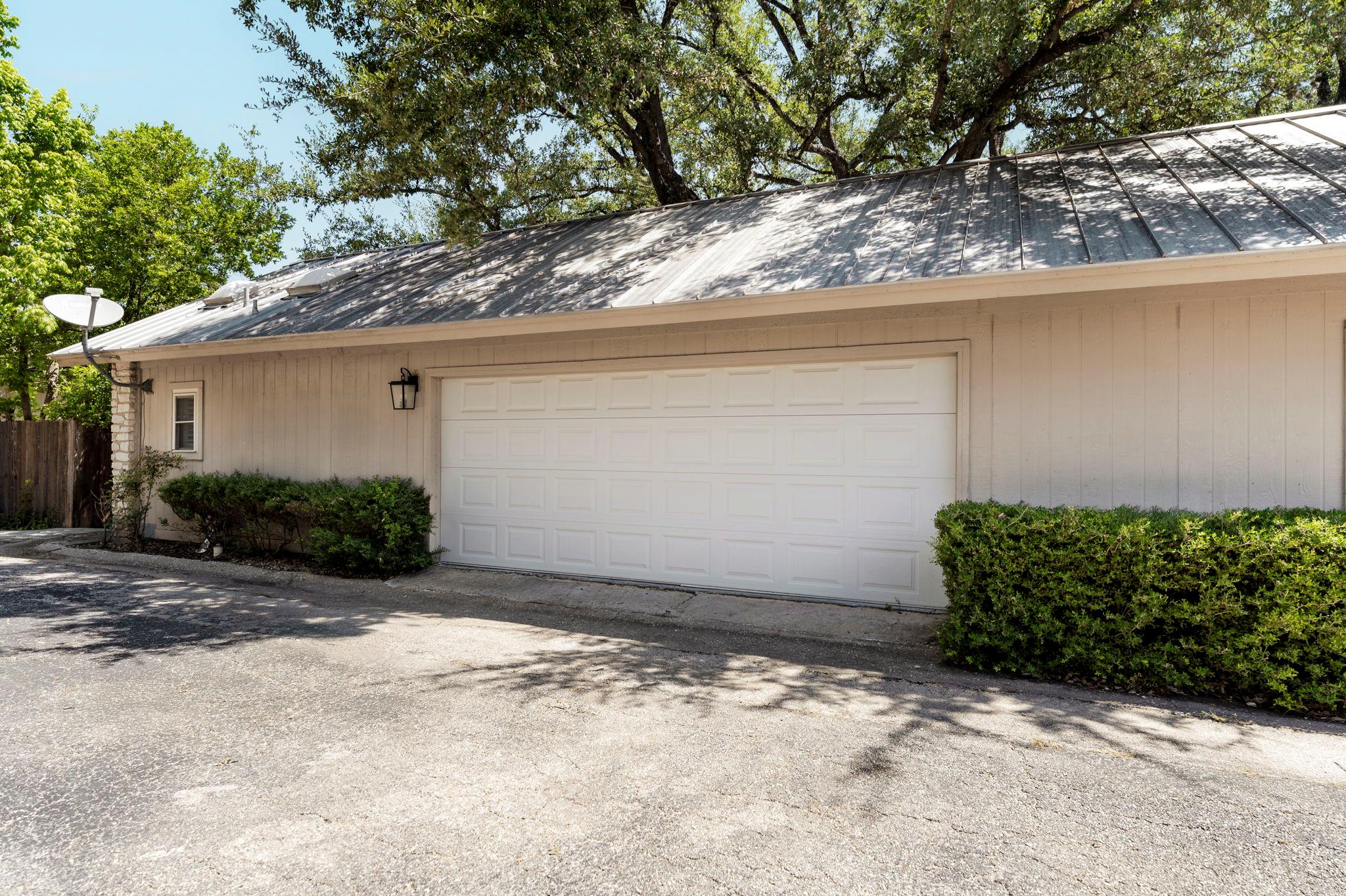 10810 Pinehurst Dr #1 Property Photo 40