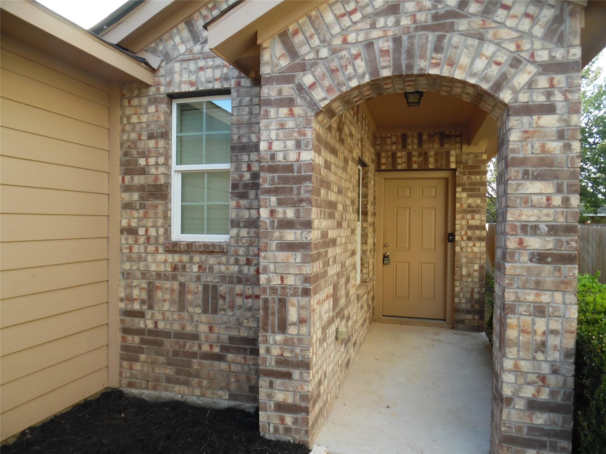 3010 Tilmon Ln Property Photo 3
