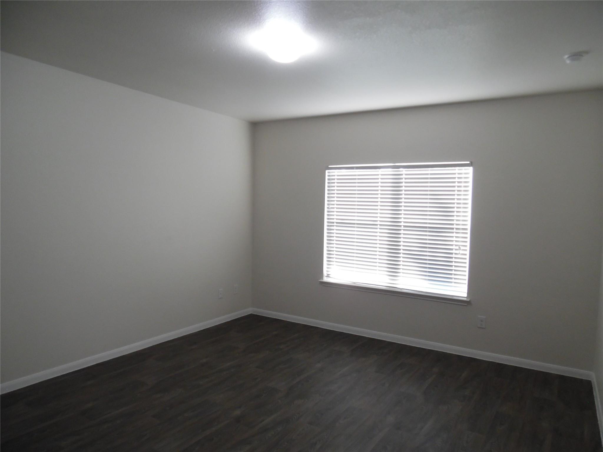 3010 Tilmon Ln Property Photo 8
