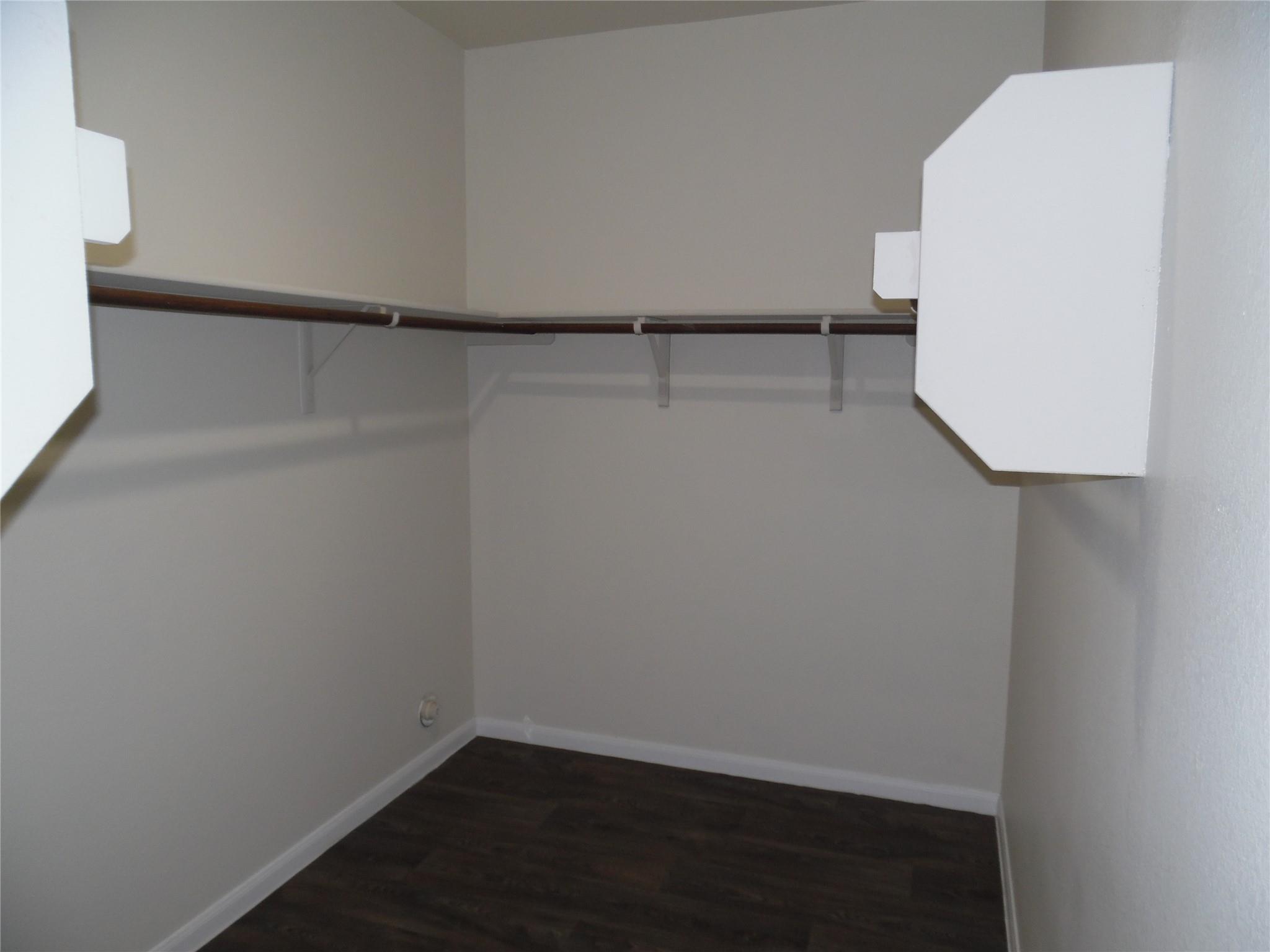 3010 Tilmon Ln Property Photo 10