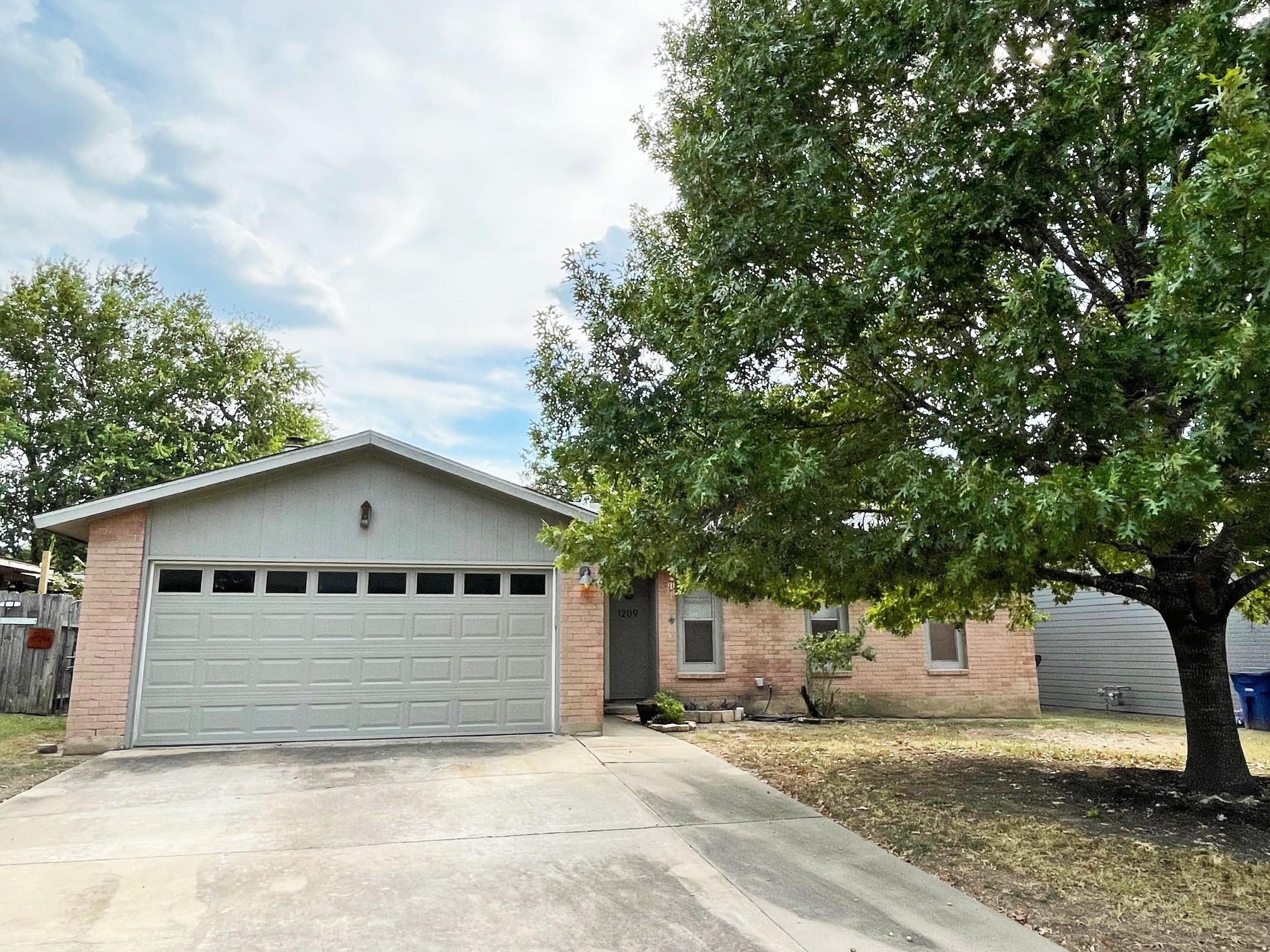 1209 Turtle Creek Blvd Property Photo 2
