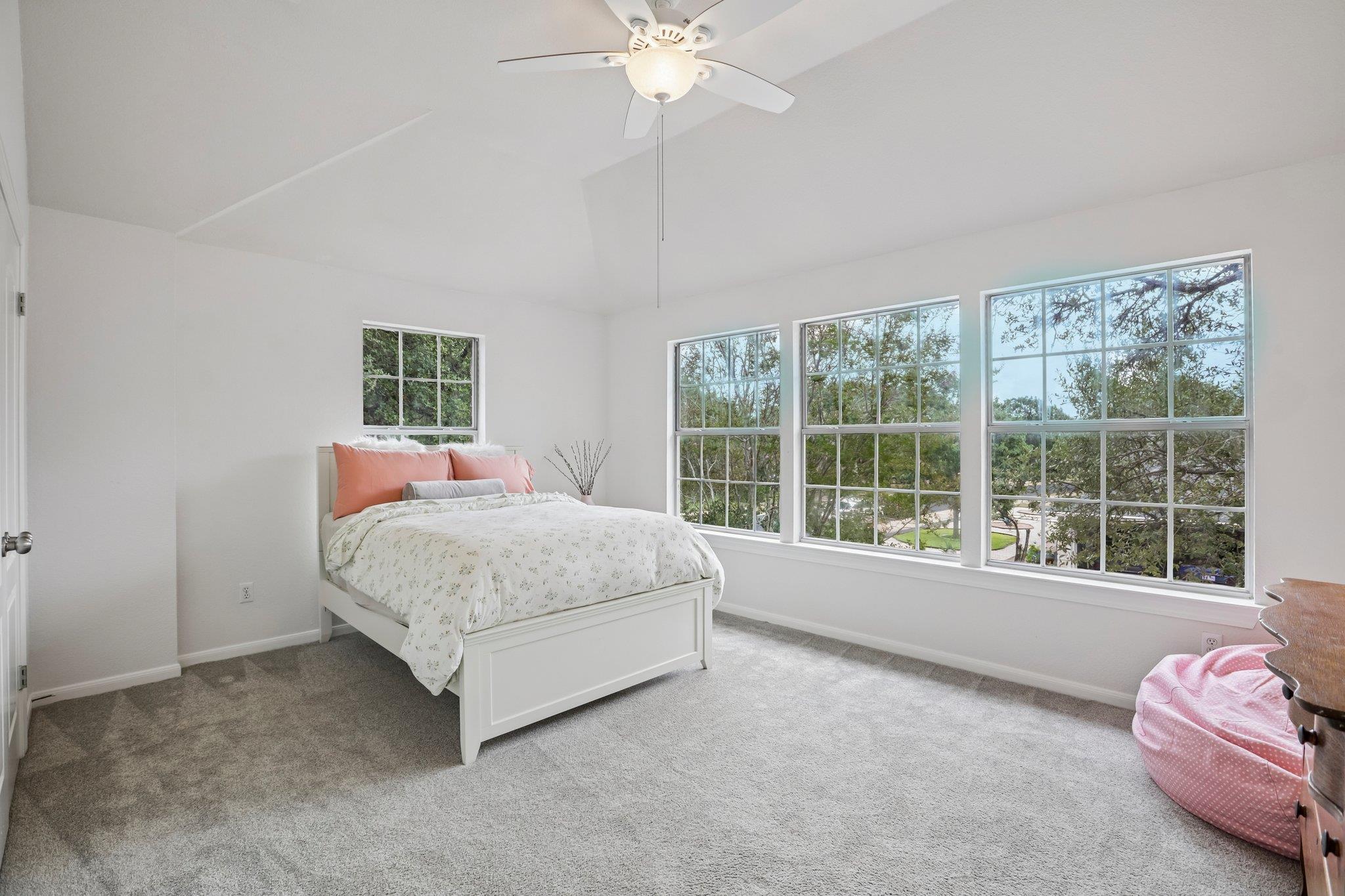 3915 Idalia Dr Property Photo 22