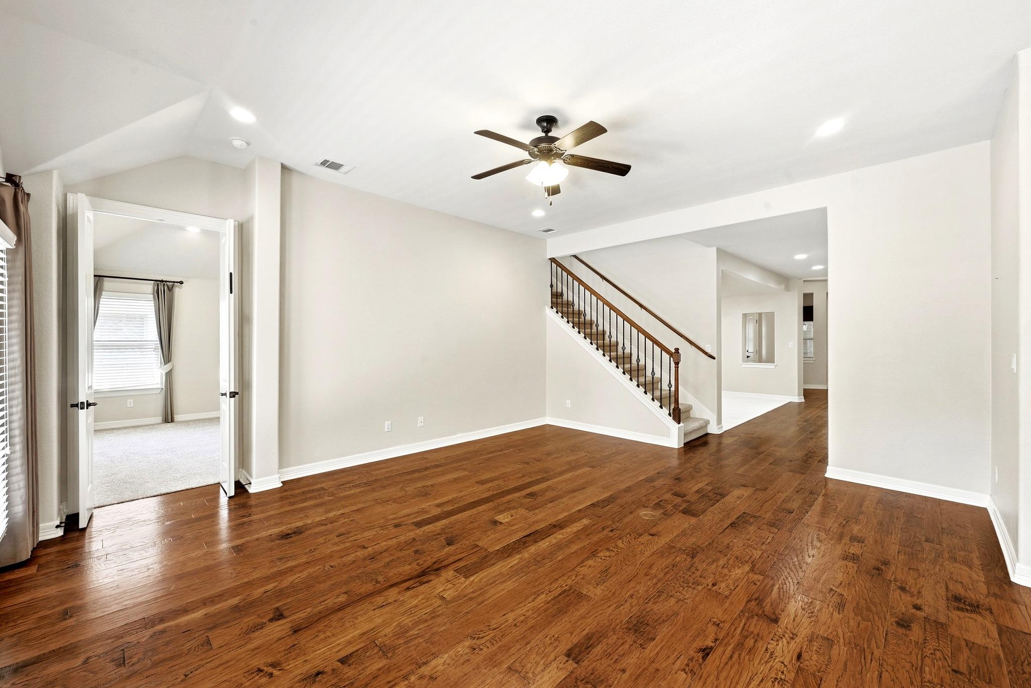 128 Summer Pointe Dr Property Photo 10