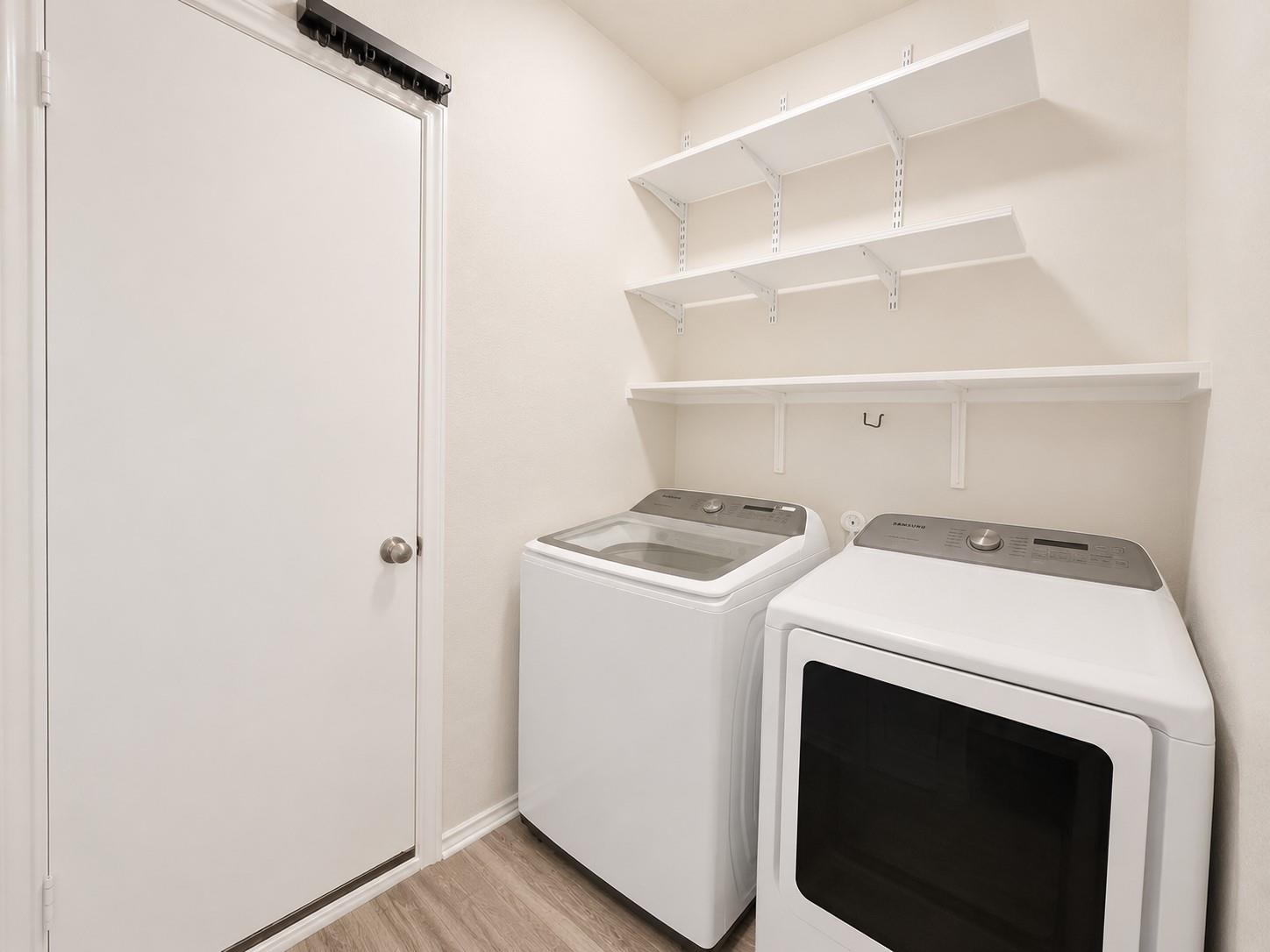 220 Pepperbark Loop Property Photo 16