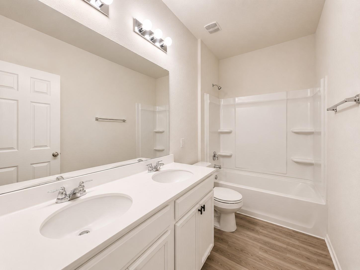 220 Pepperbark Loop Property Photo 21