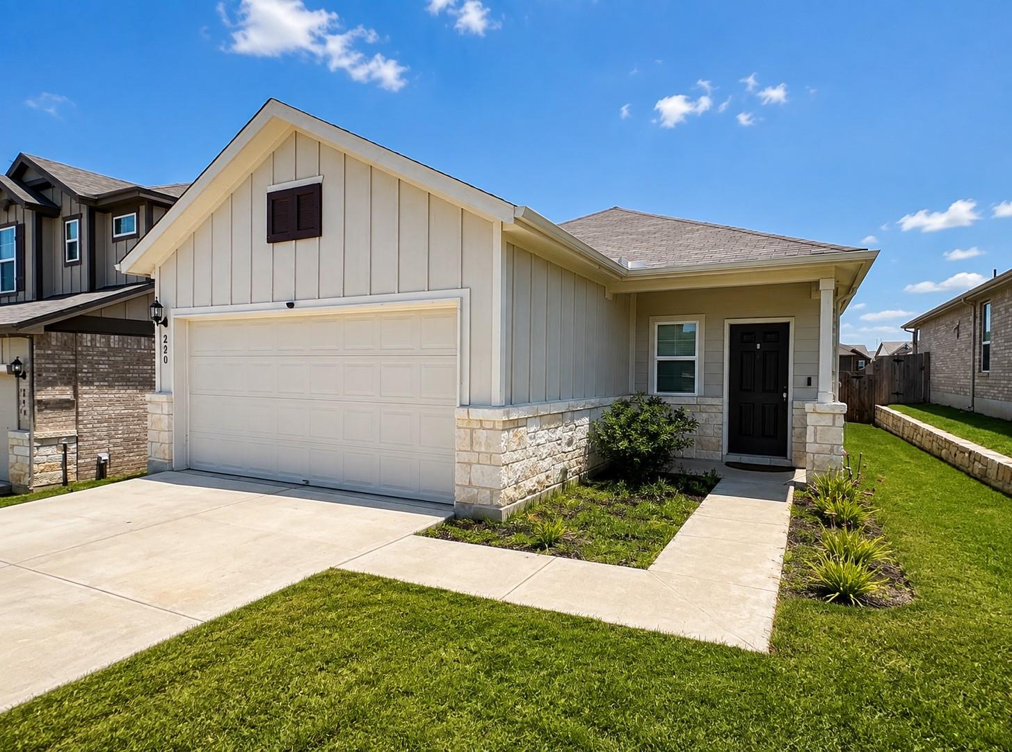 220 Pepperbark Loop Property Photo 26