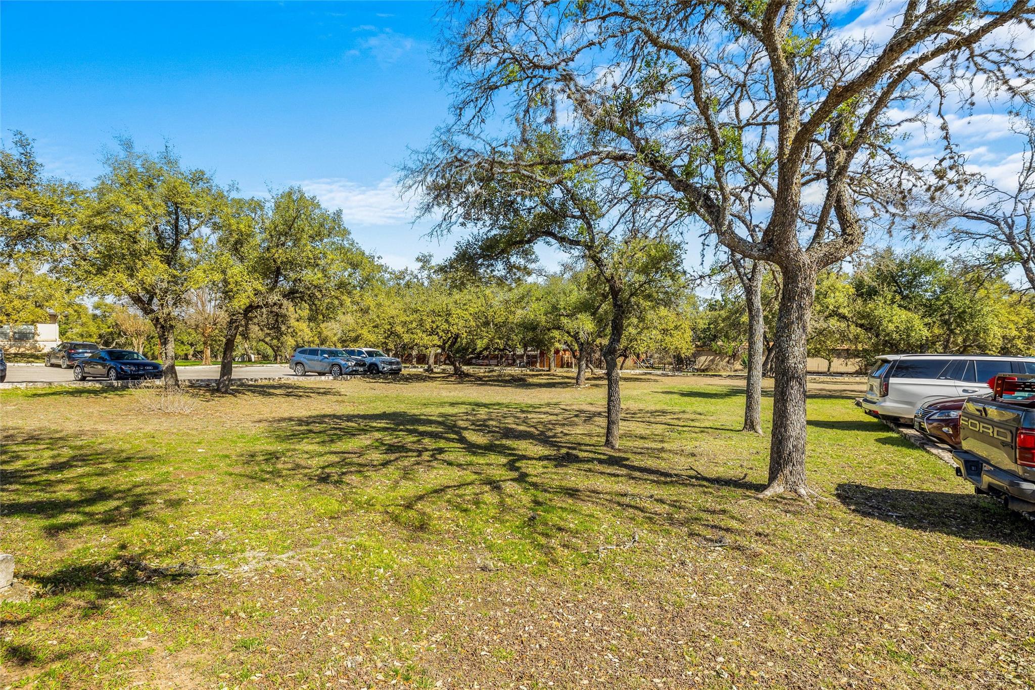 800 W Hwy 290 #e None Property Photo 7