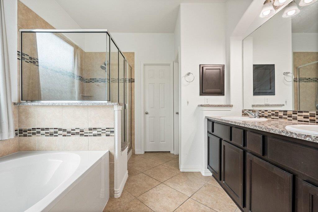 3013 Agave Loop Property Photo 19