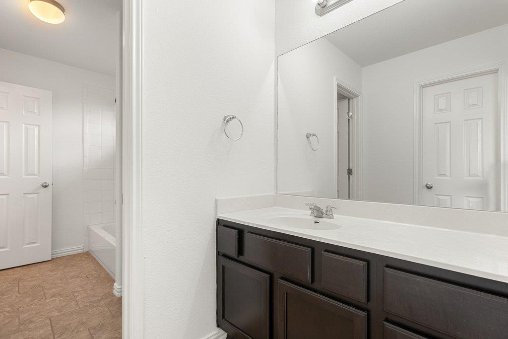 3013 Agave Loop Property Photo 24