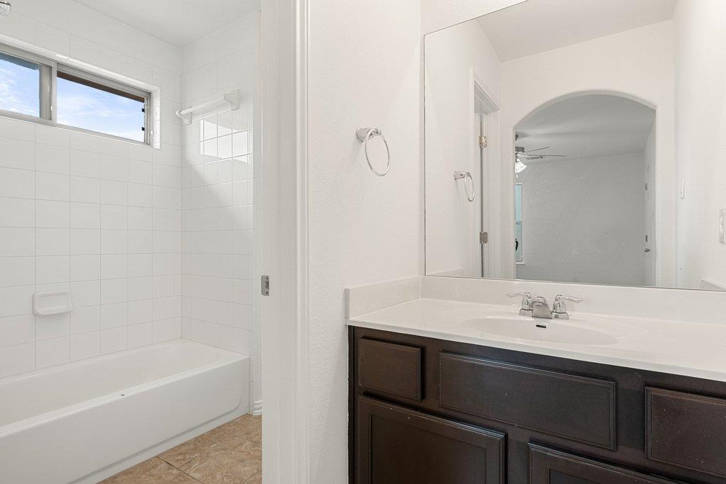 3013 Agave Loop Property Photo 25