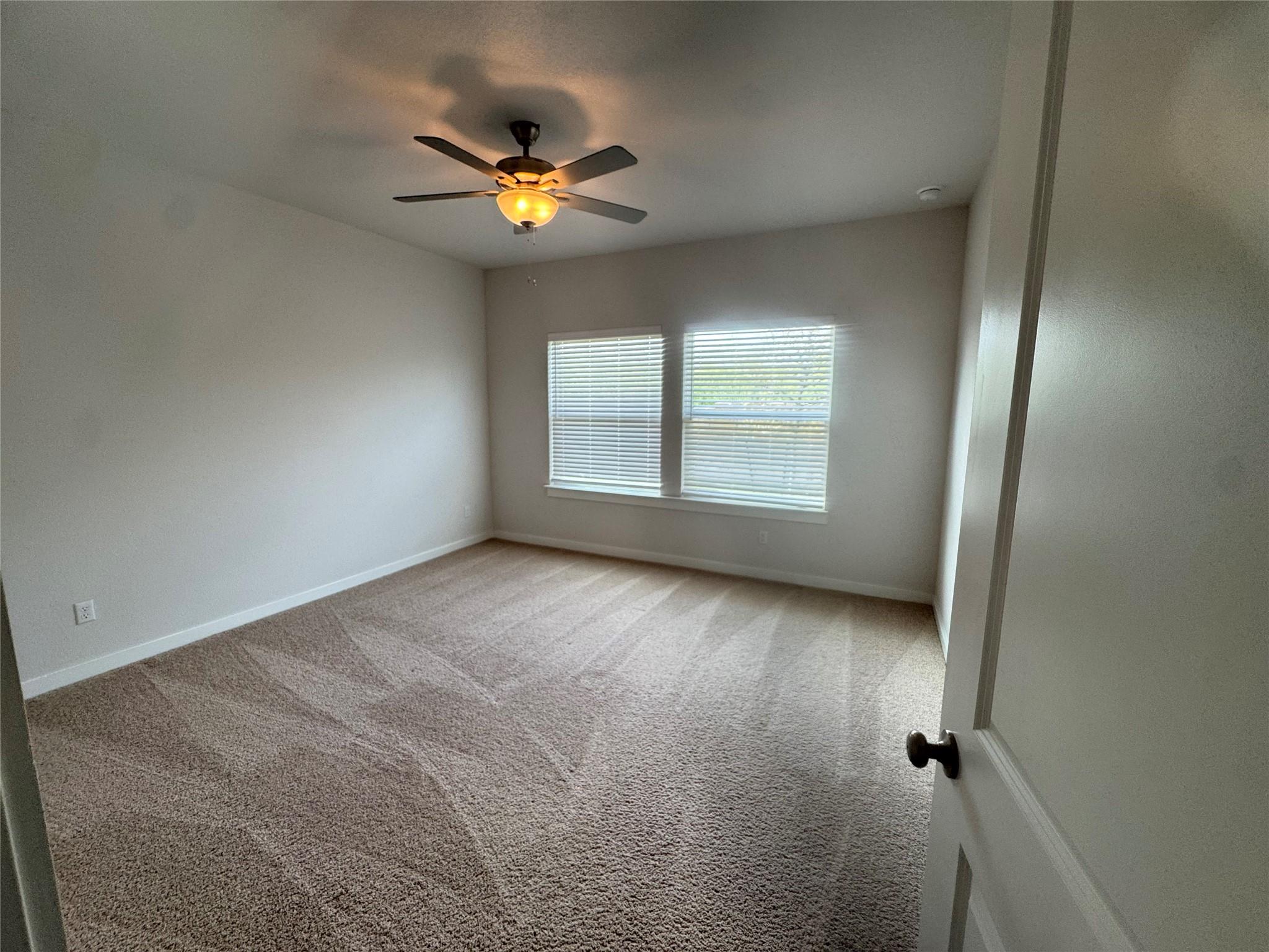 65 Hereford Loop Property Photo 8