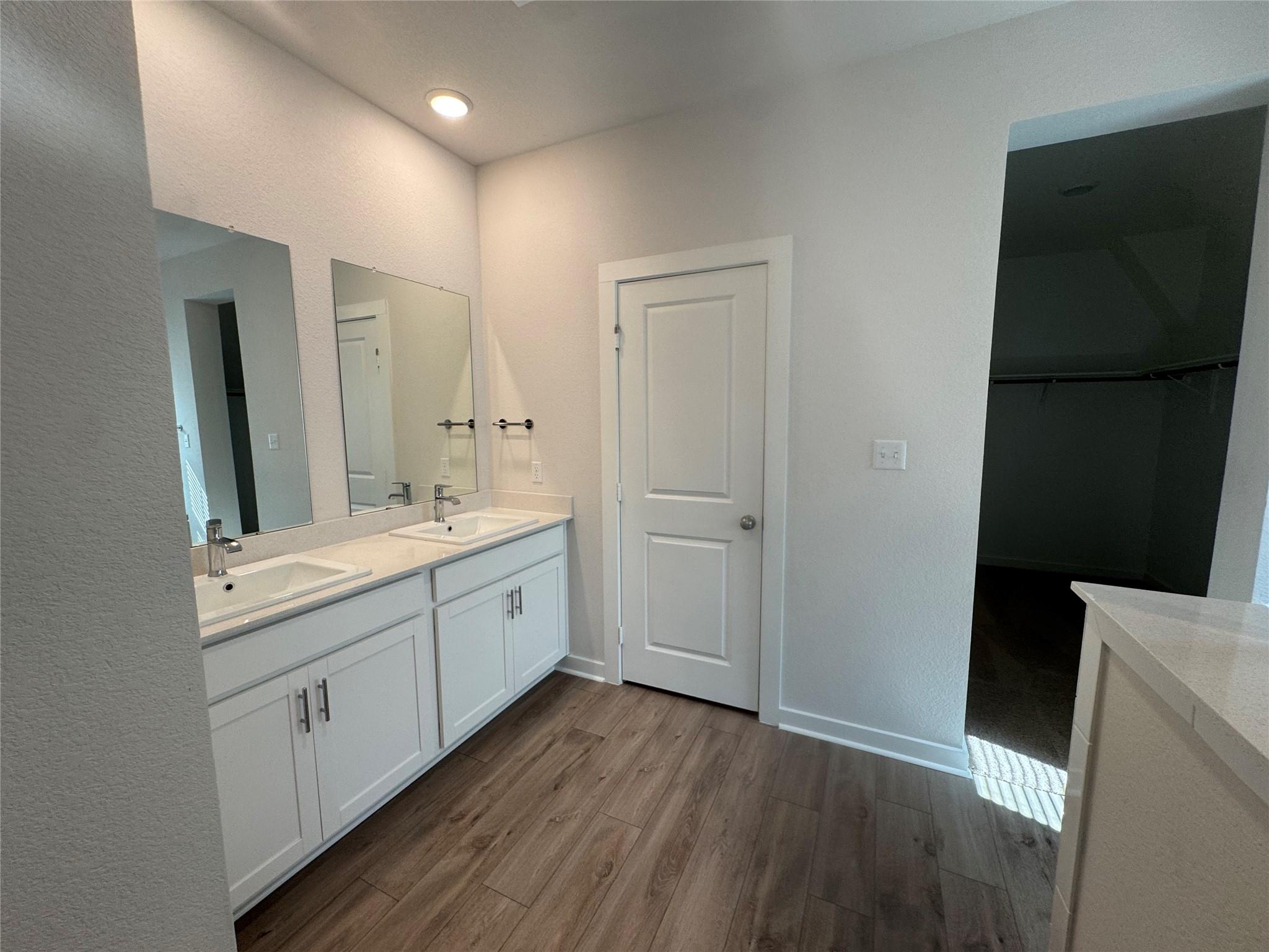 65 Hereford Loop Property Photo 9