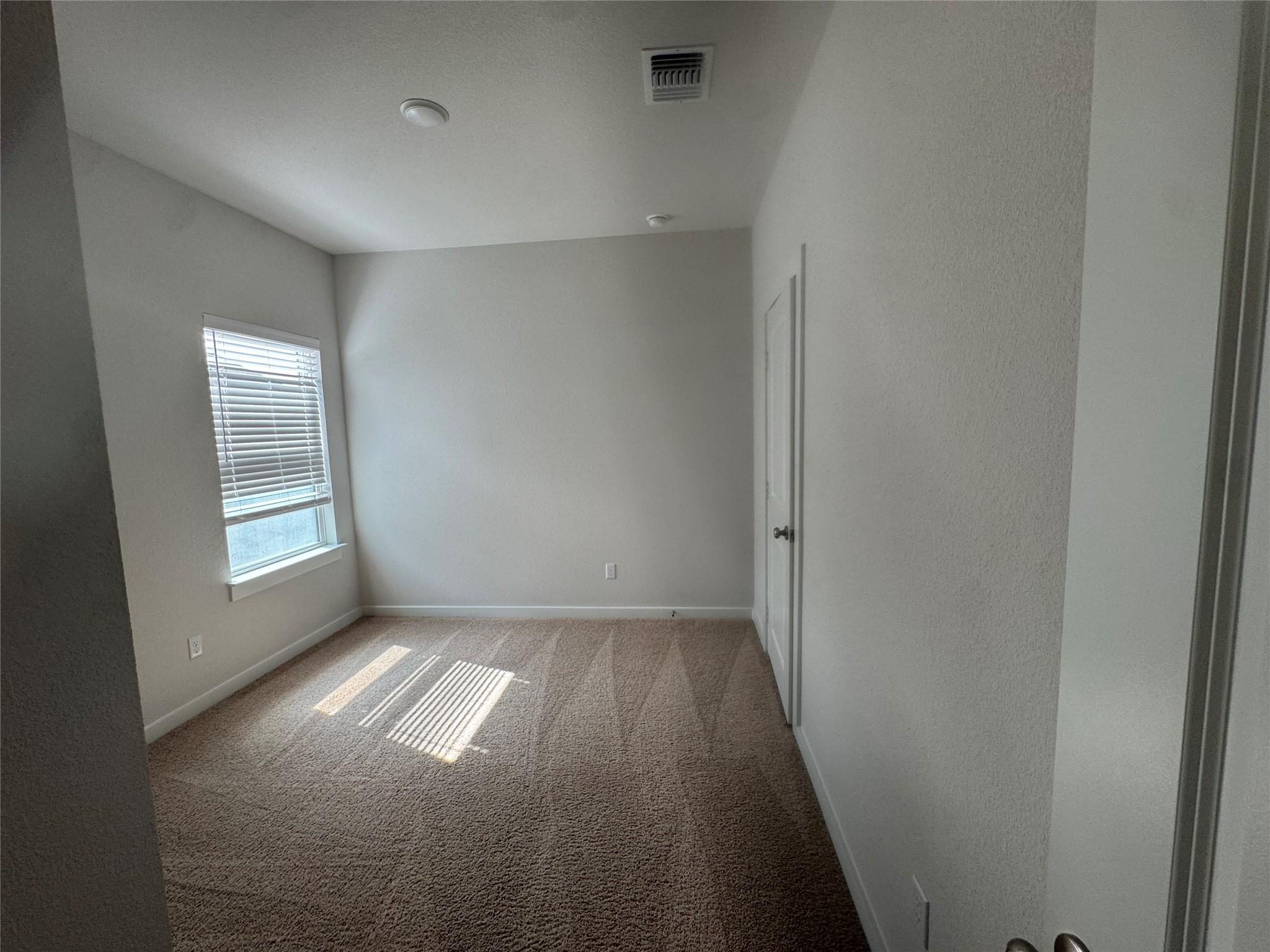 65 Hereford Loop Property Photo 21