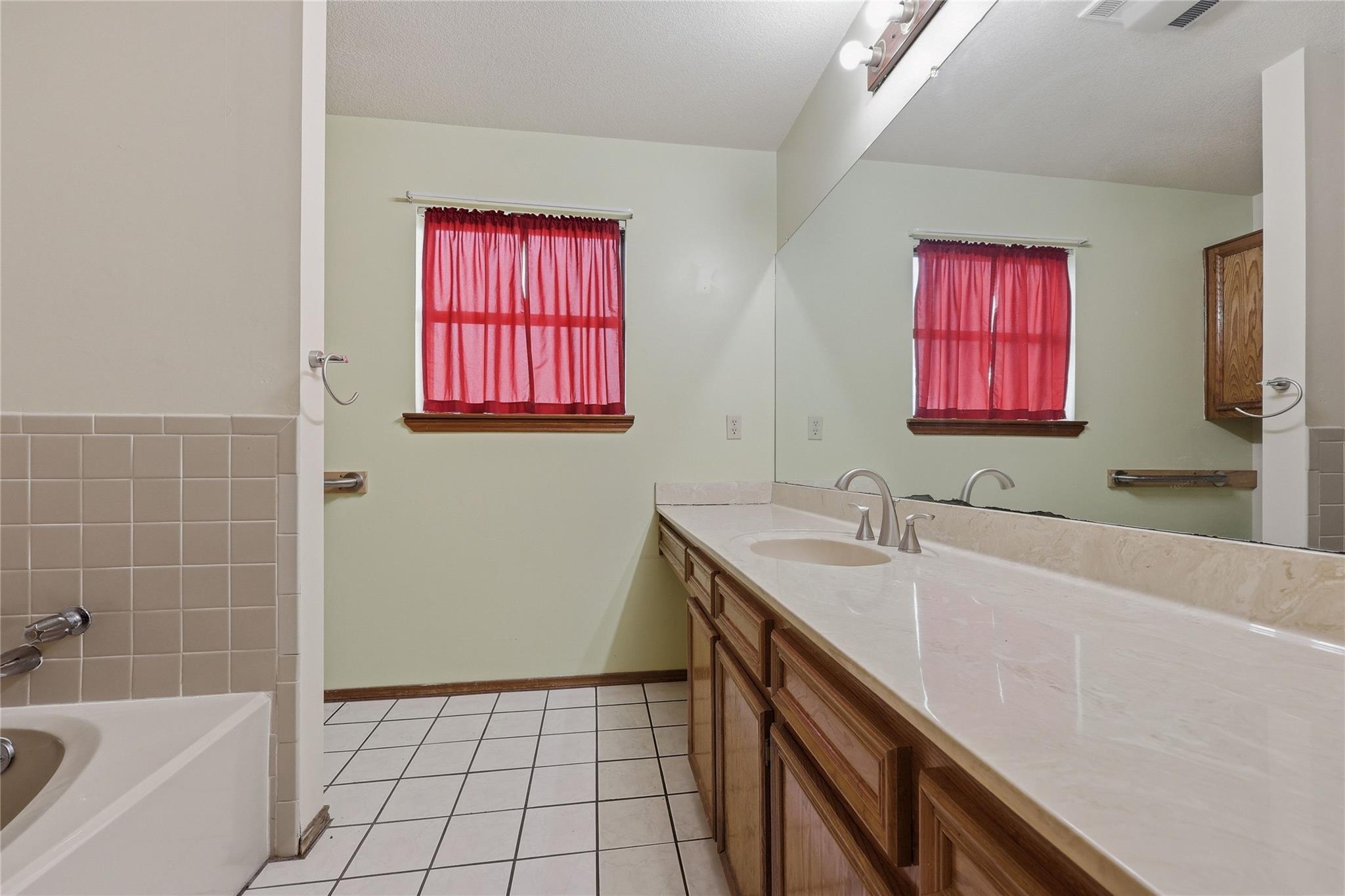21404 Martin Ln Property Photo 21