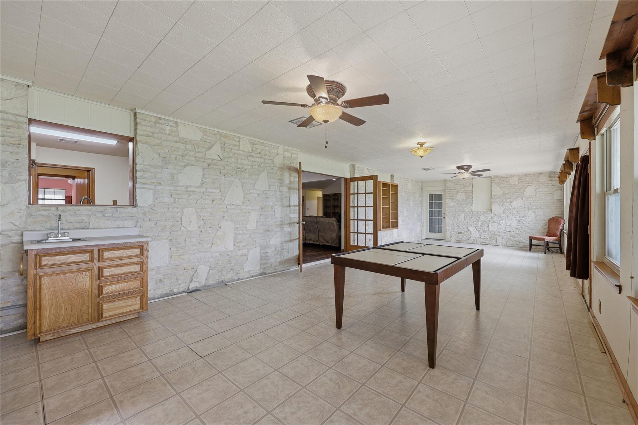 21404 Martin Ln Property Photo 27