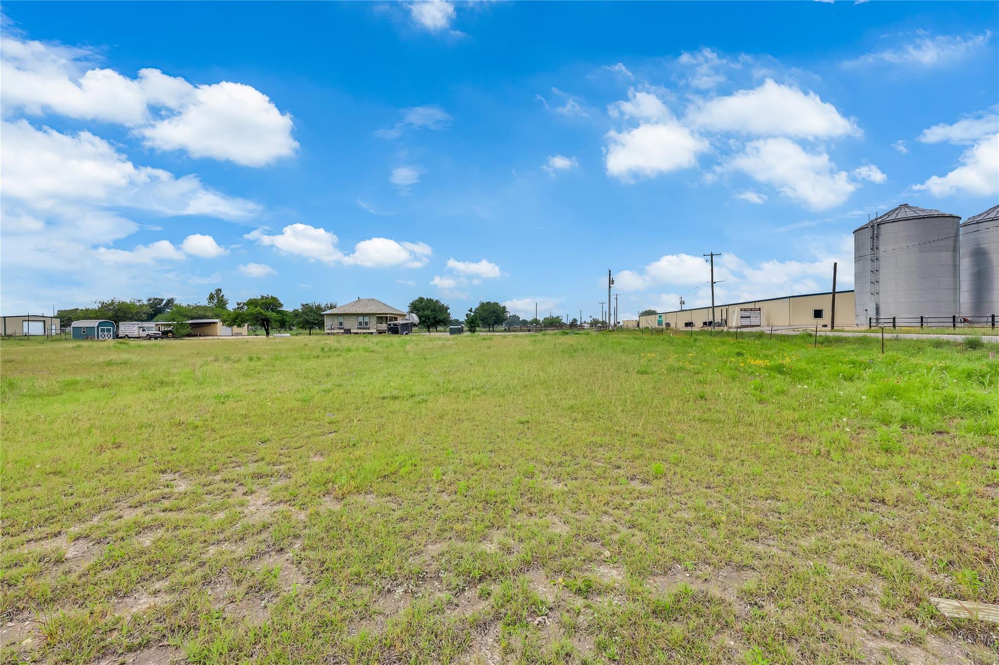 21404 Martin Ln Property Photo 31