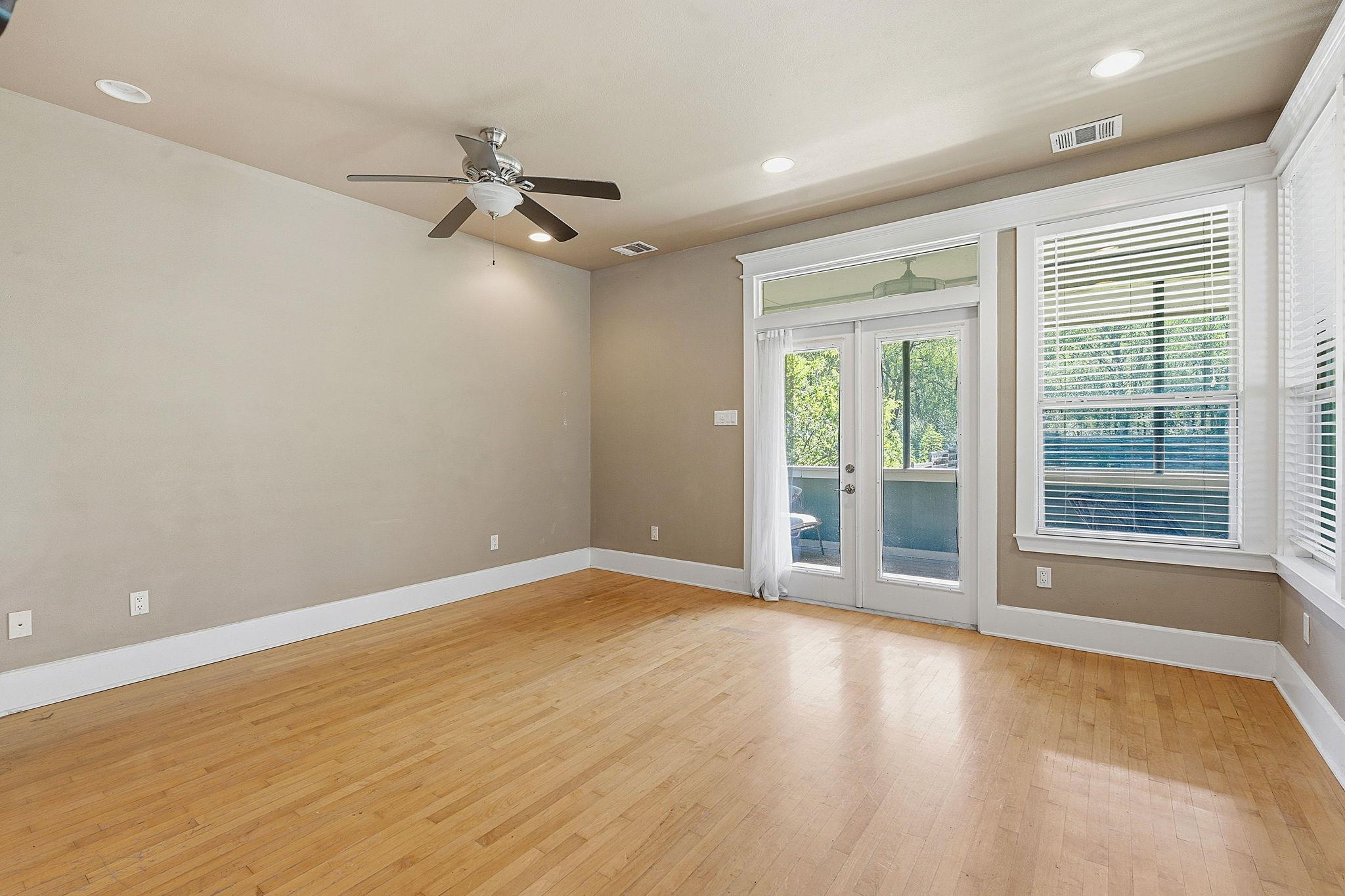 1305 Cometa St Property Photo 10