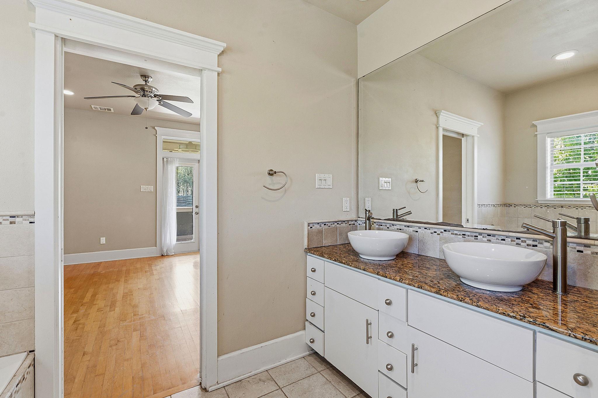 1305 Cometa St Property Photo 13
