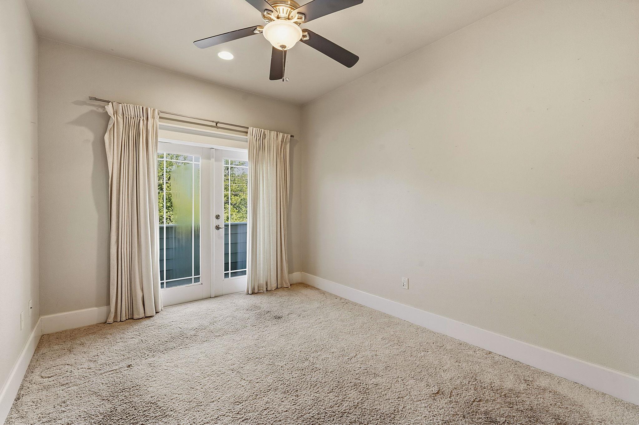 1305 Cometa St Property Photo 20