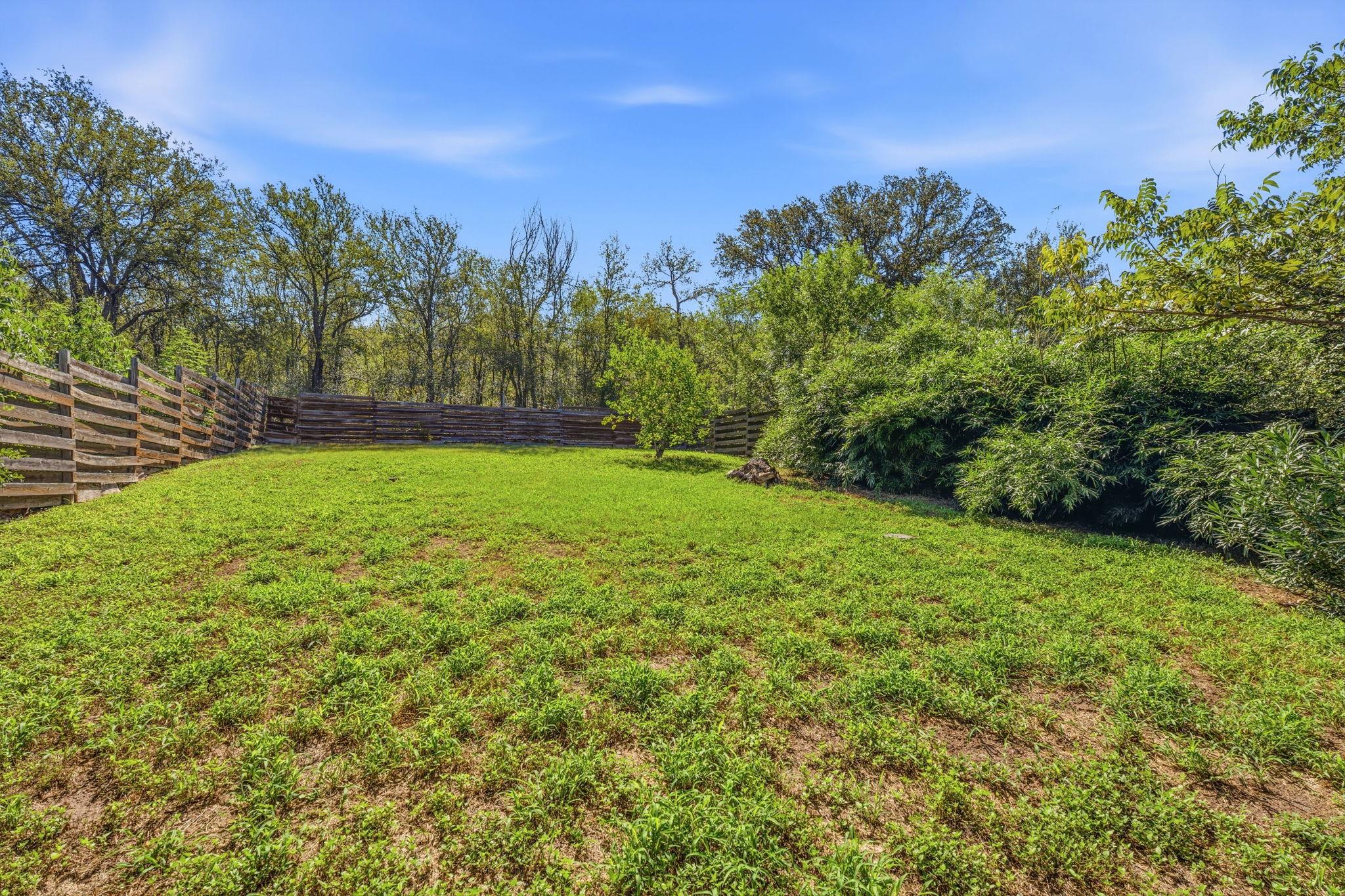 1305 Cometa St Property Photo 24